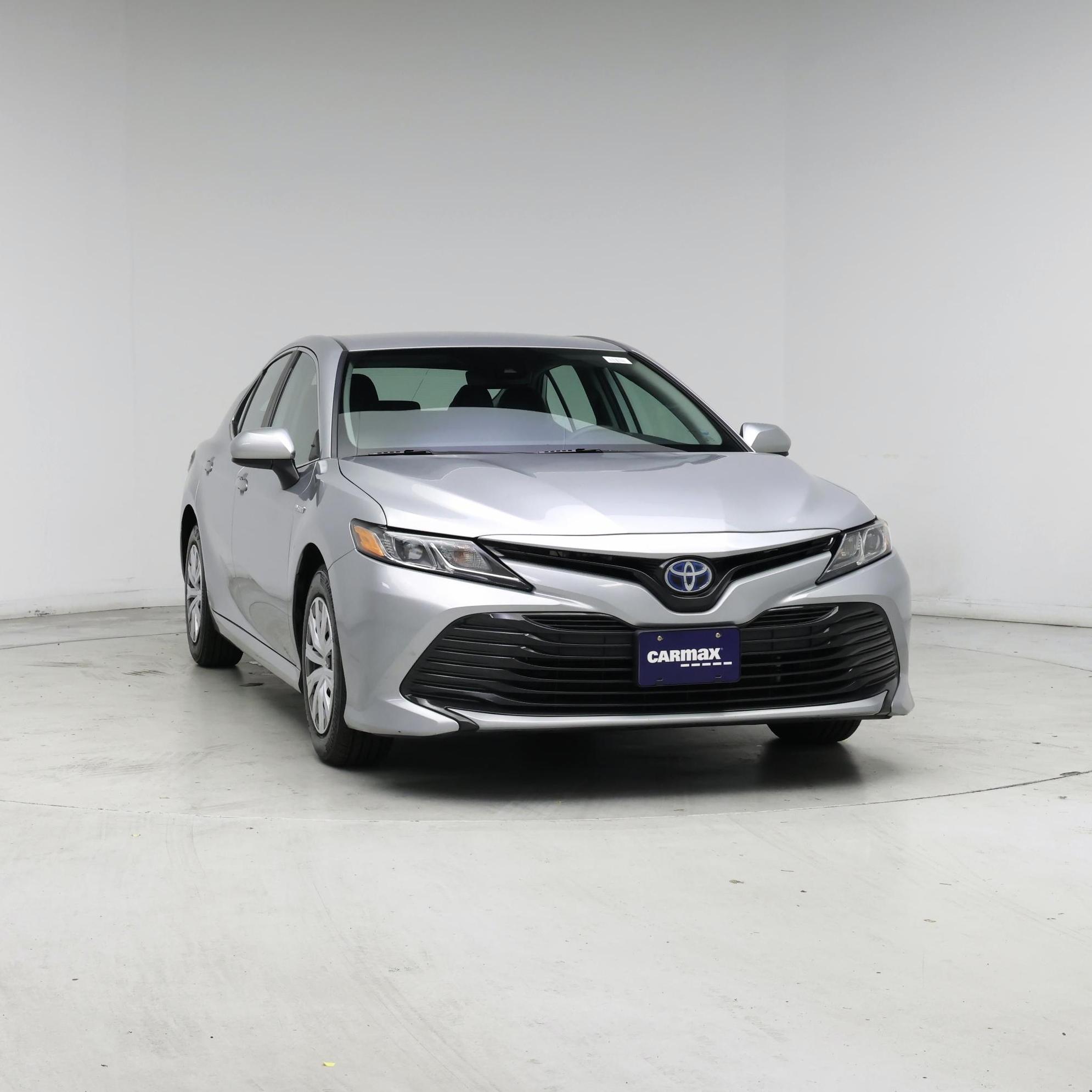 Thumbnail: 2019 Toyota Camry - 5