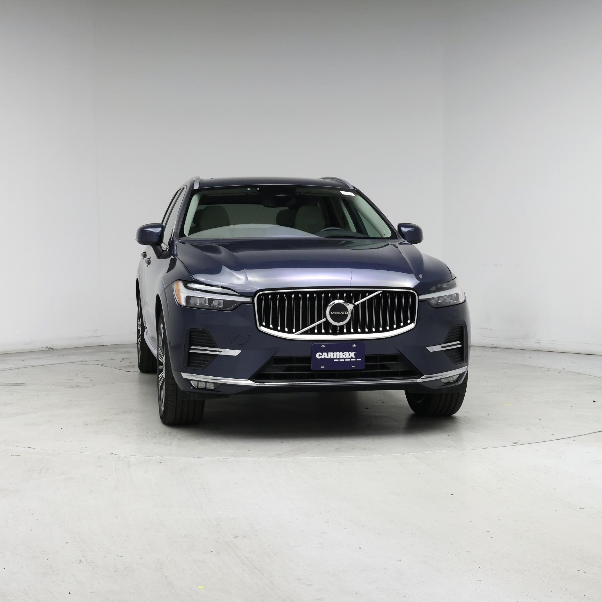 Thumbnail: 2022 Volvo XC60 - 5