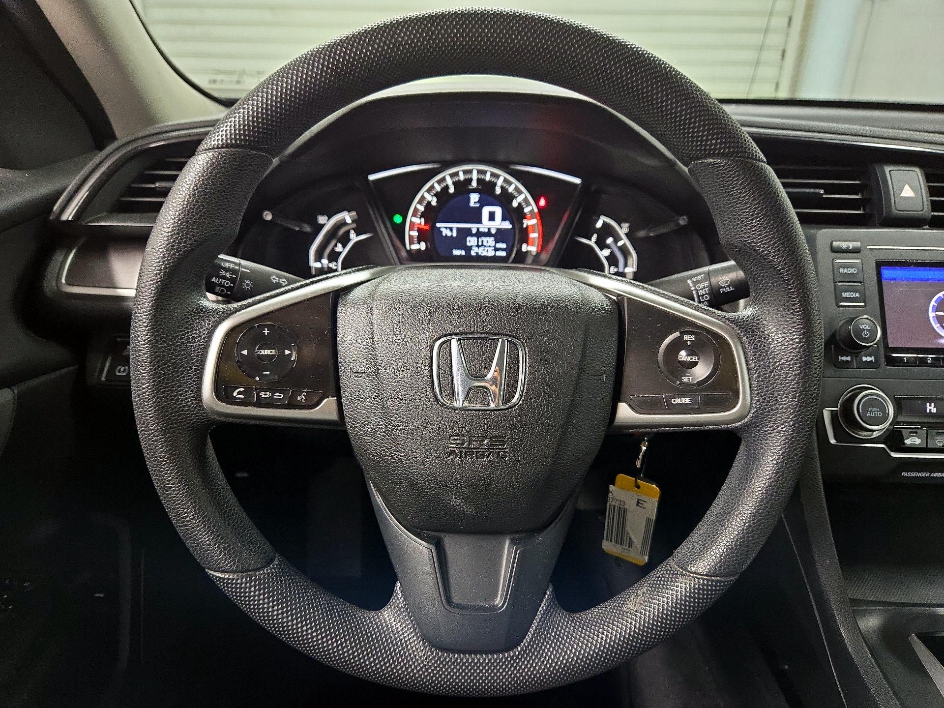 Thumbnail: 2016 Honda Civic - 10