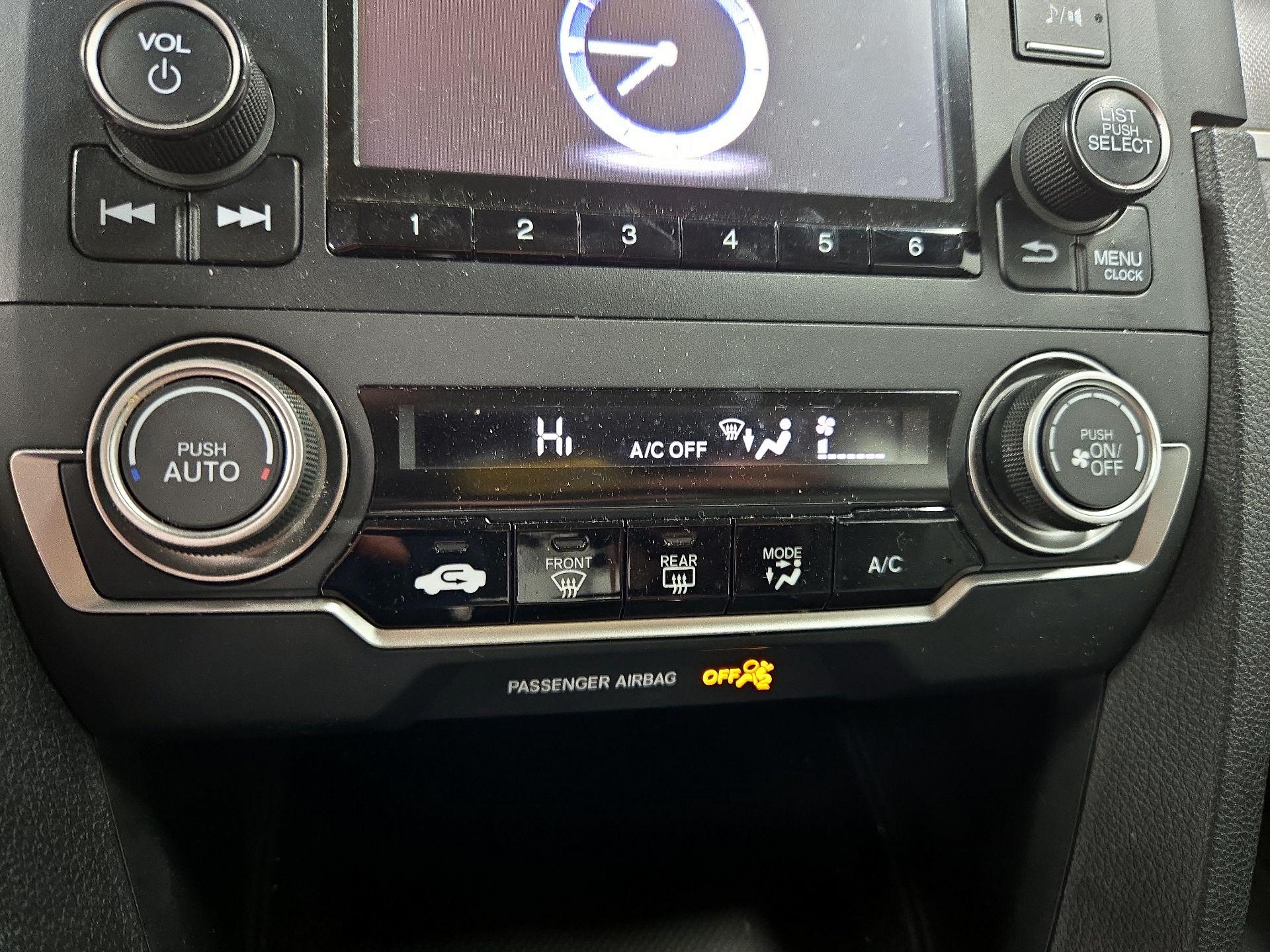 Thumbnail: 2016 Honda Civic - 16