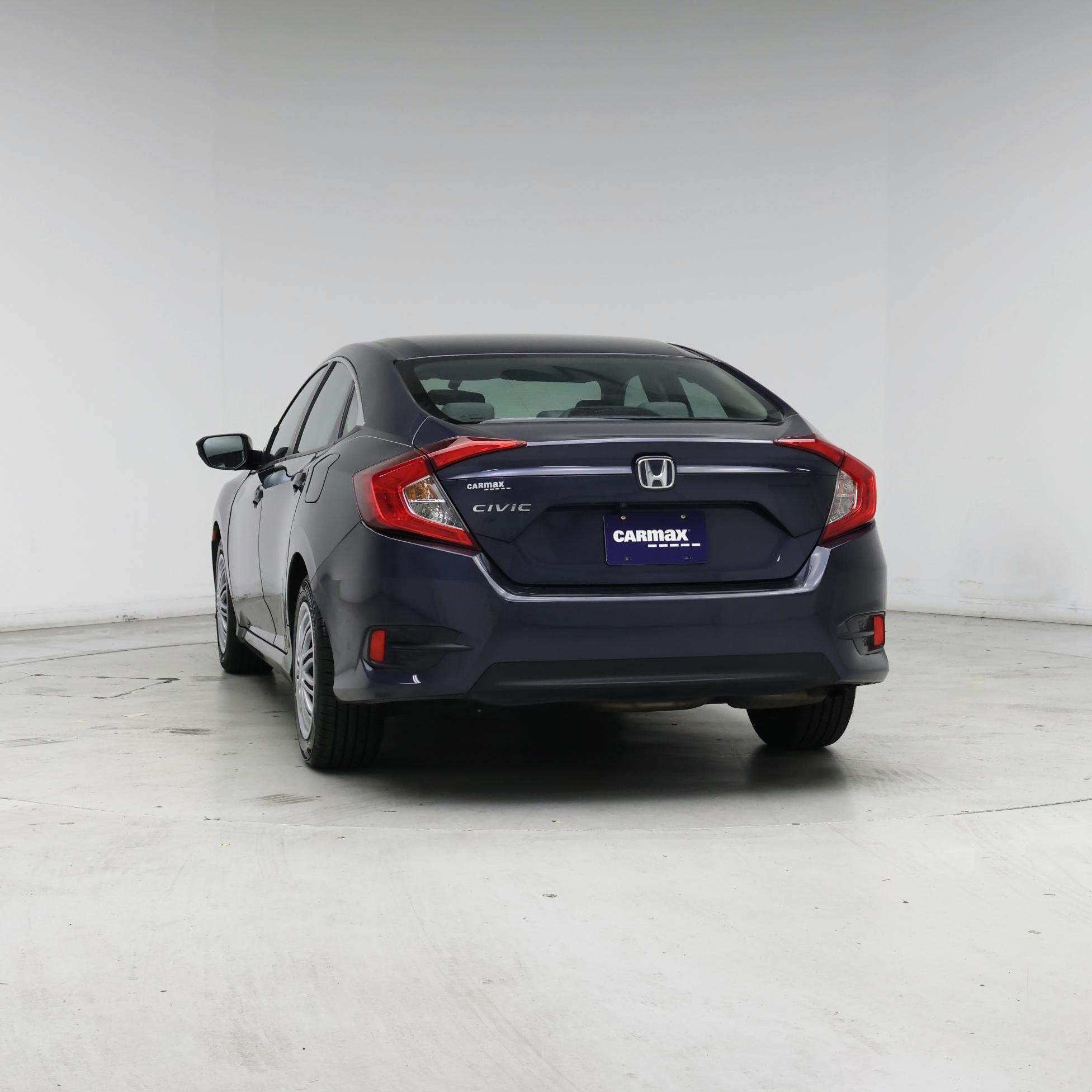Thumbnail: 2016 Honda Civic - 6