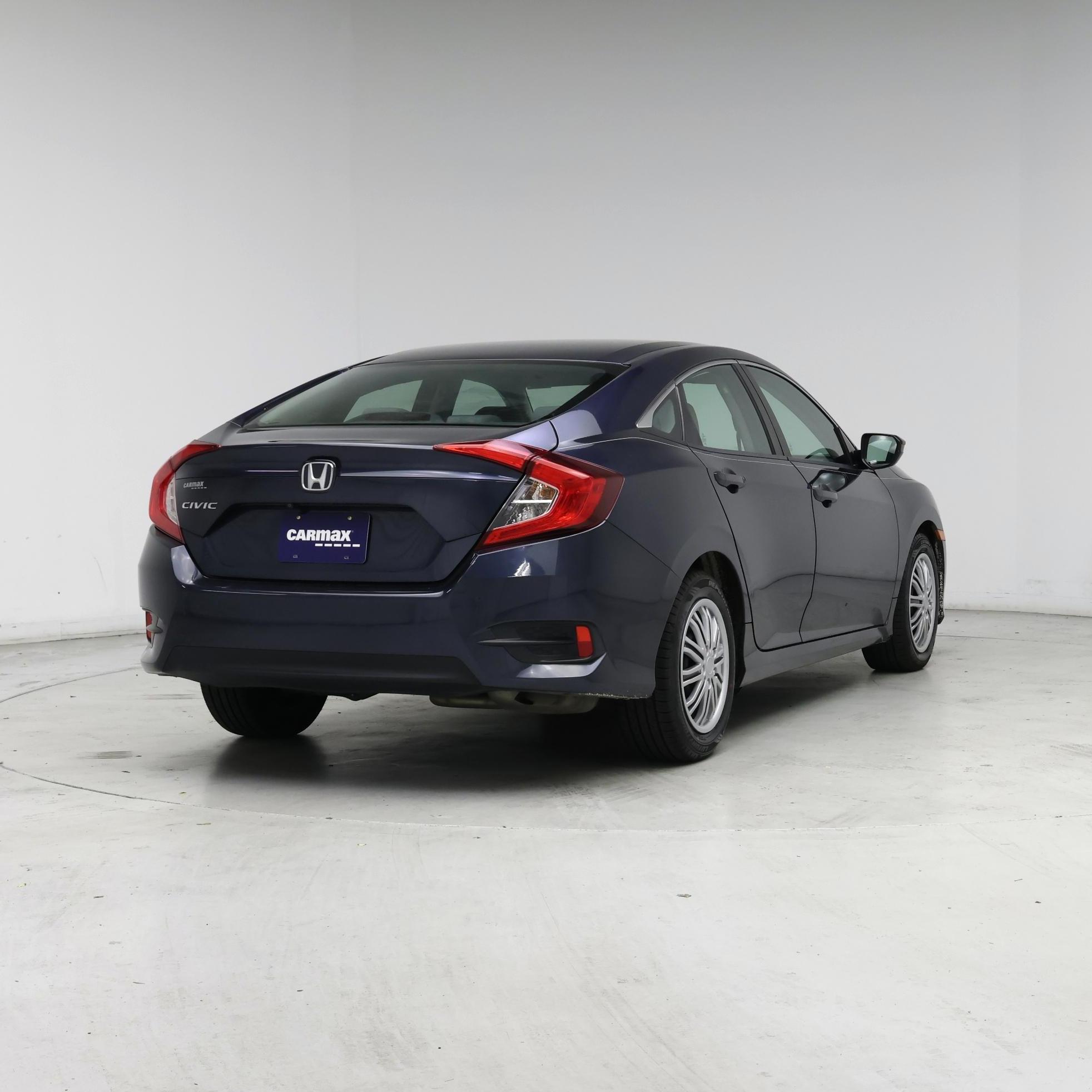 Thumbnail: 2016 Honda Civic - 8