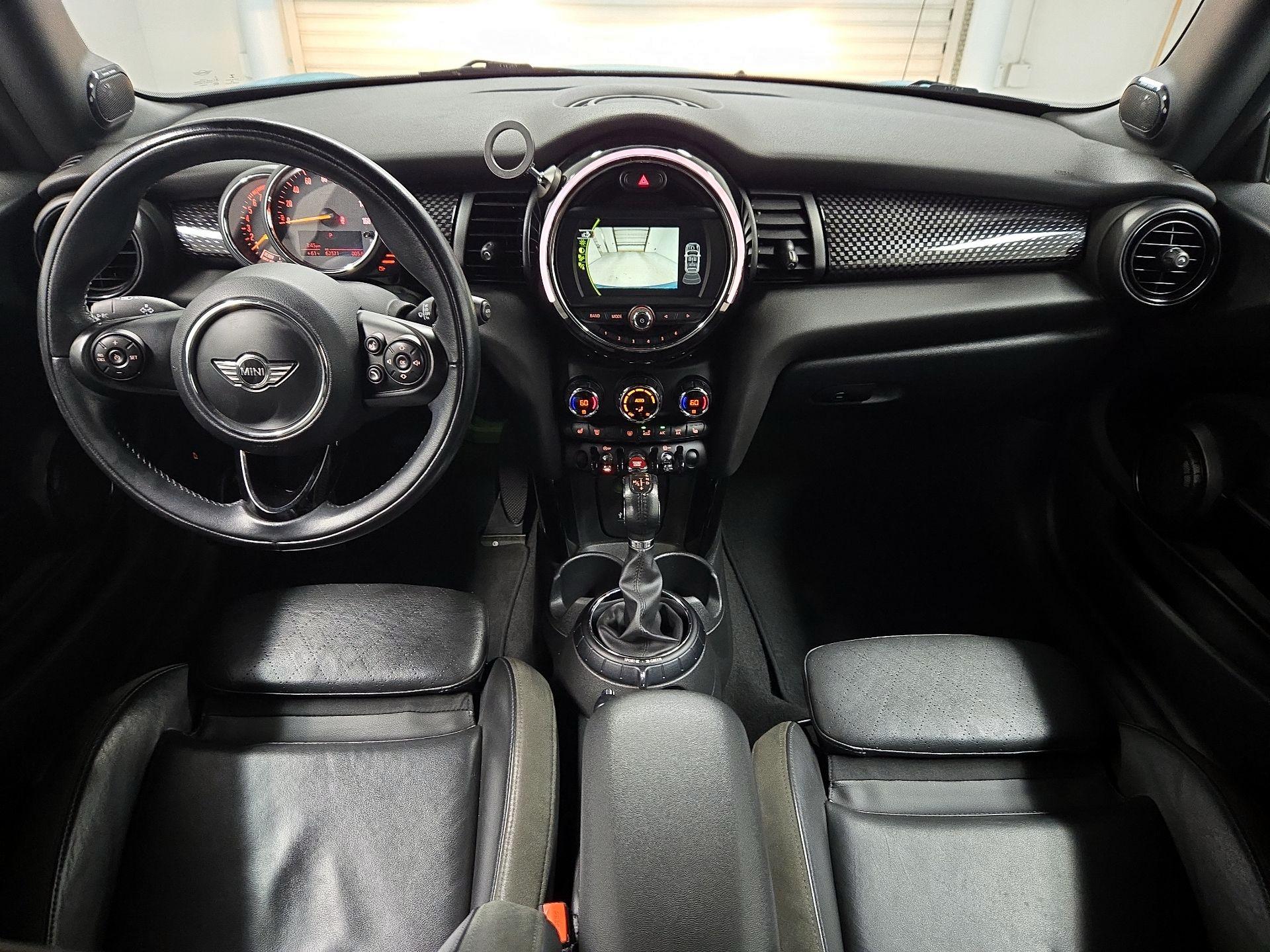 Thumbnail: 2016 MINI Cooper - 9