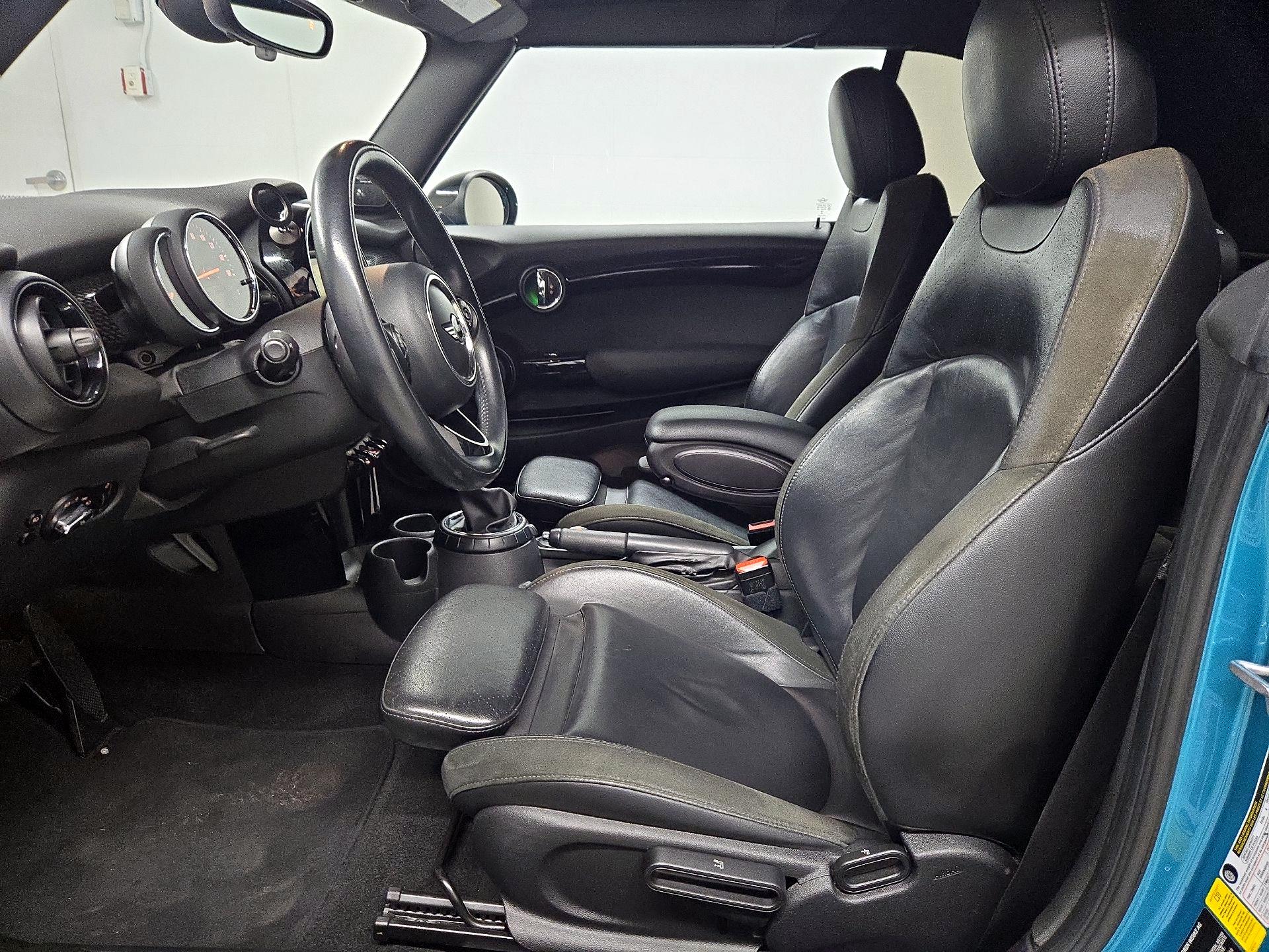 Thumbnail: 2016 MINI Cooper - 11