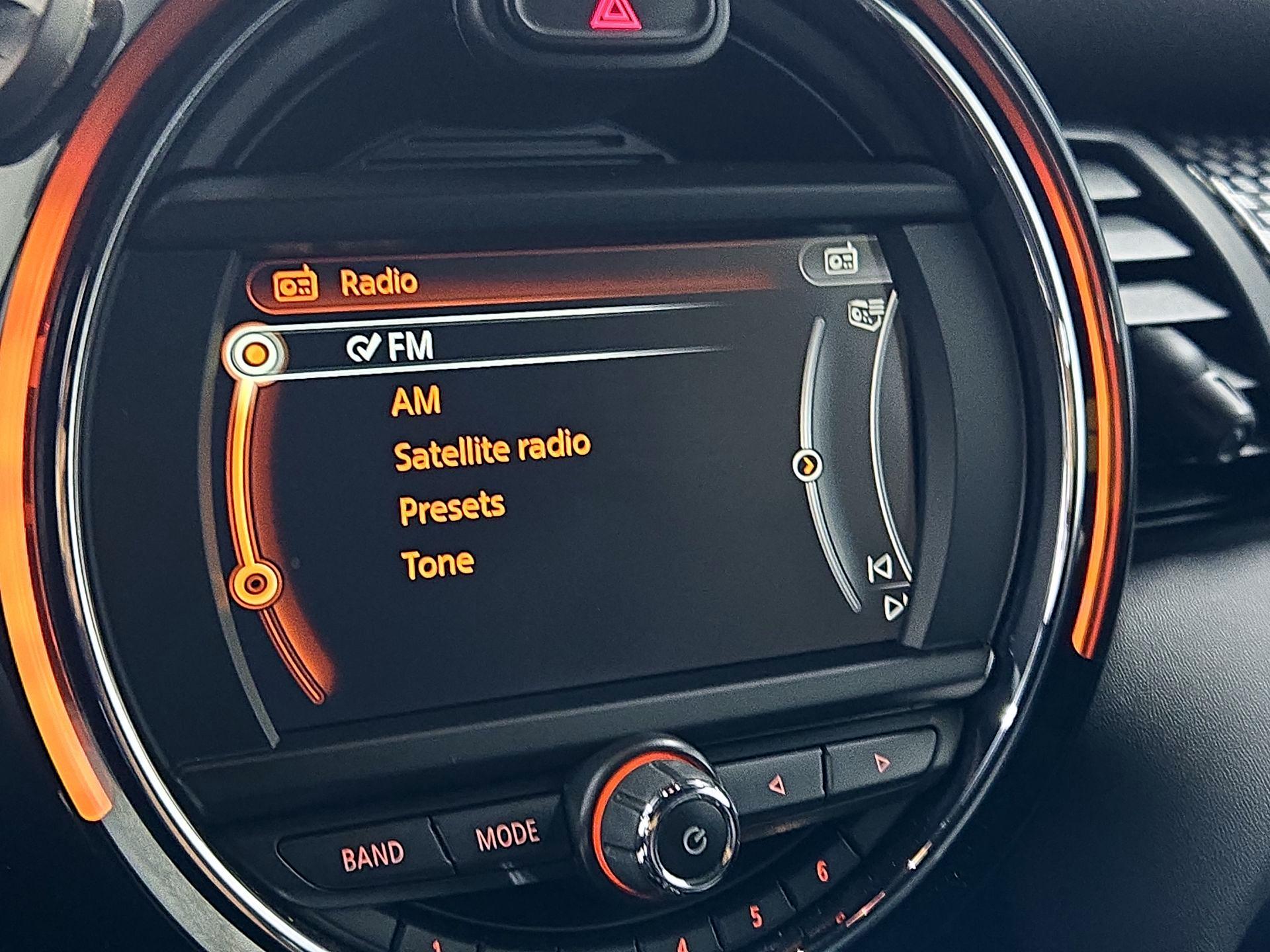 Thumbnail: 2016 MINI Cooper - 15