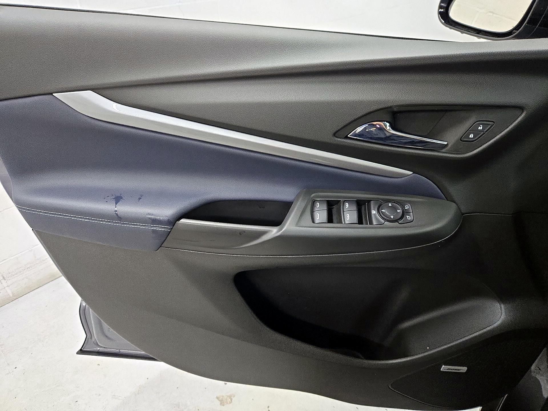 Thumbnail: 2023 Chevrolet Bolt EUV - 12