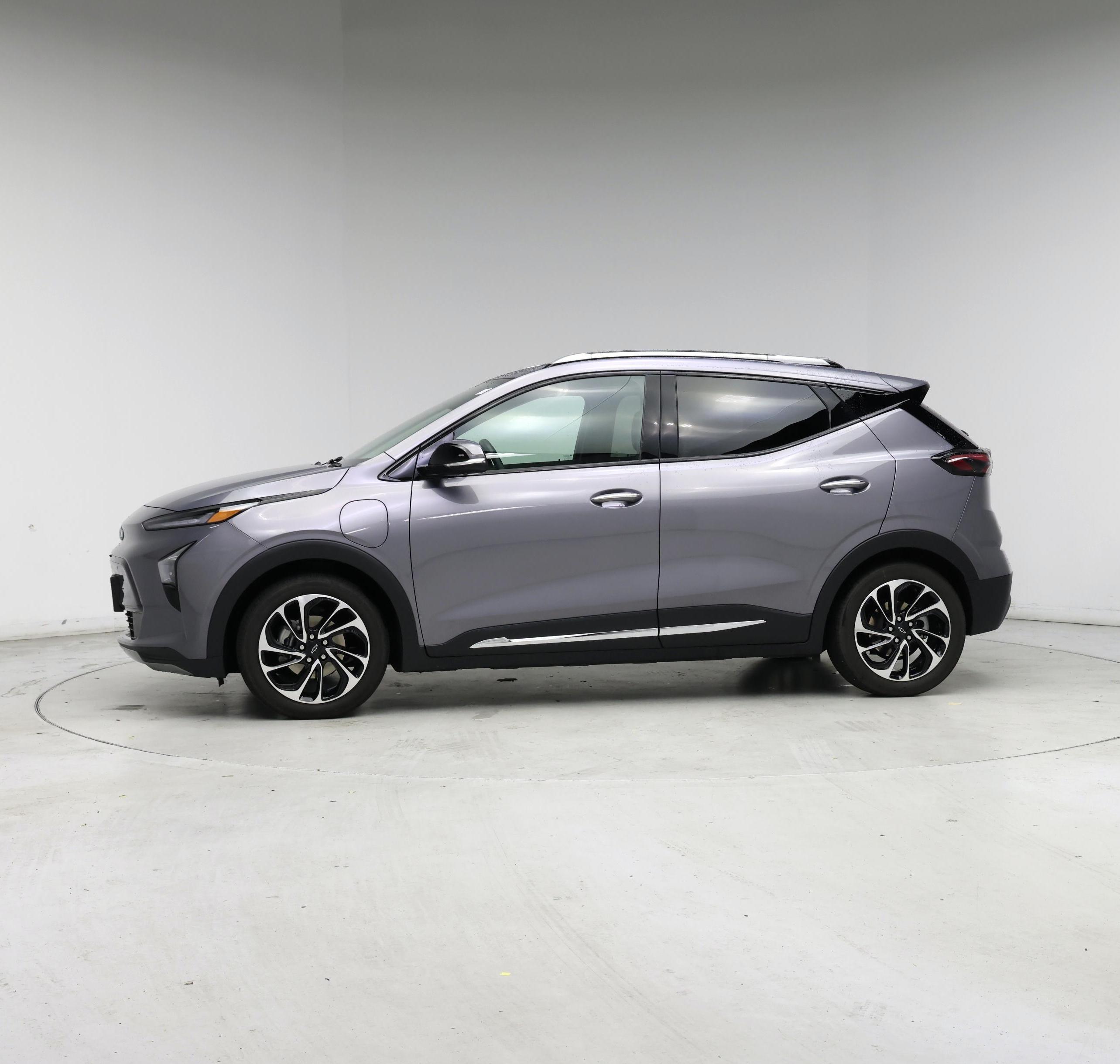 Thumbnail: 2023 Chevrolet Bolt EUV - 3