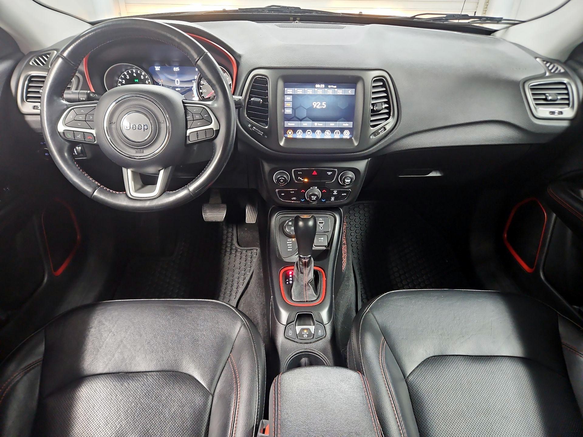 Thumbnail: 2019 Jeep Compass - 9