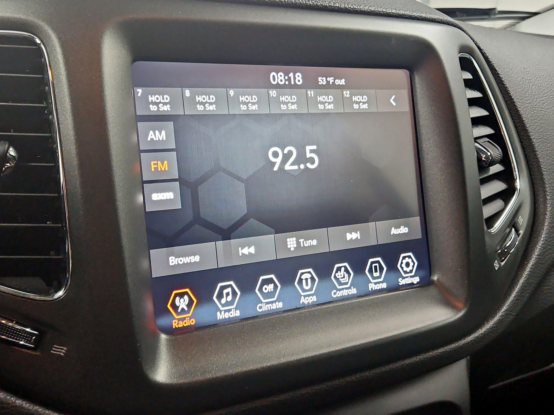 Thumbnail: 2019 Jeep Compass - 15
