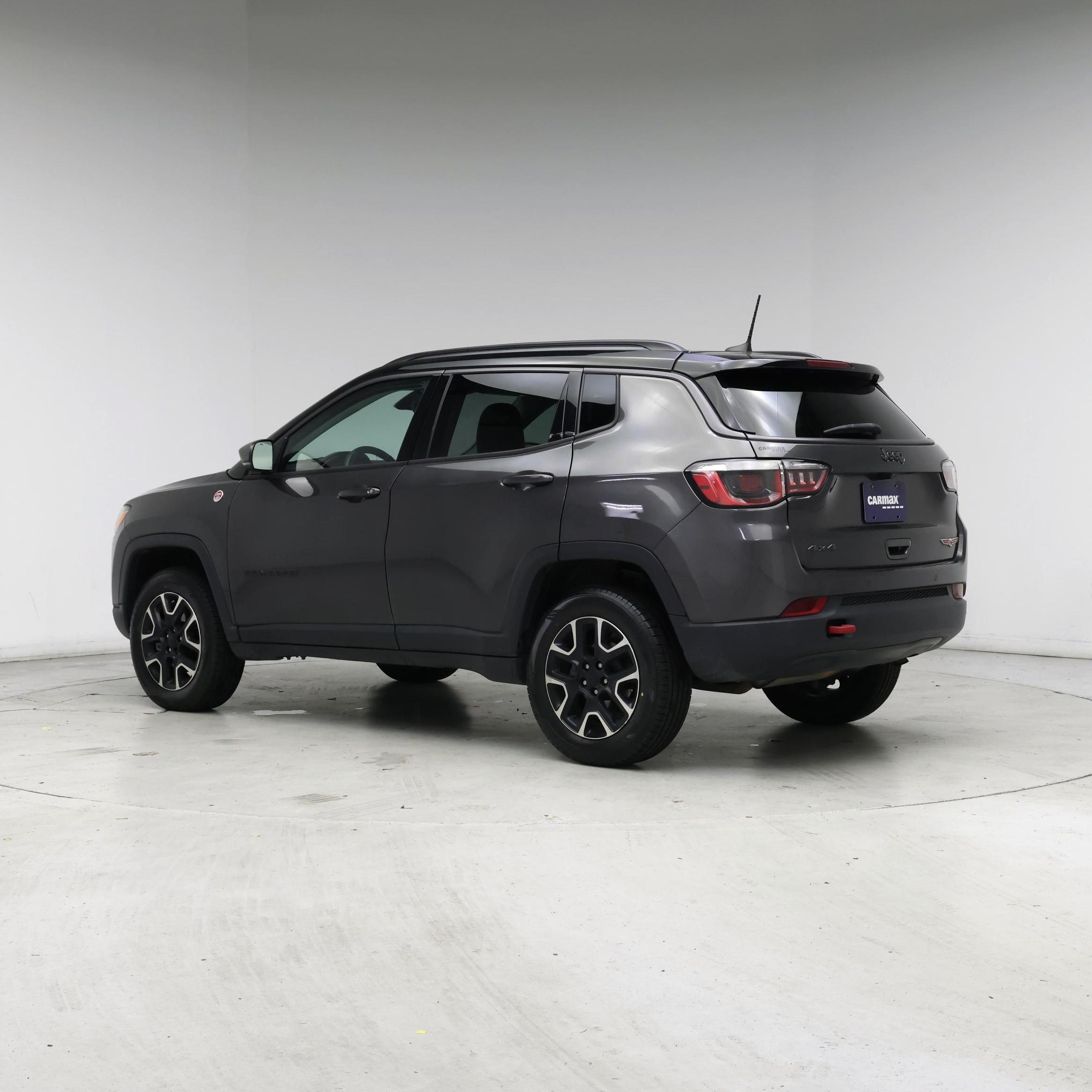 Thumbnail: 2019 Jeep Compass - 2
