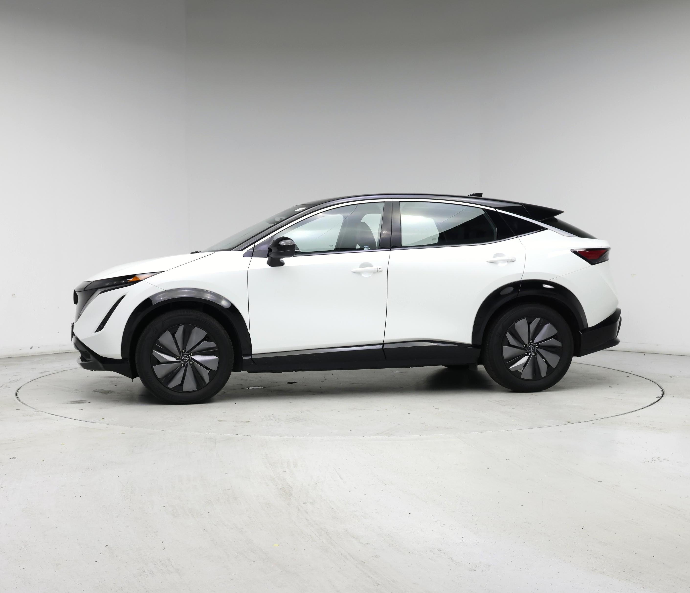 Thumbnail: 2023 Nissan Ariya - 3
