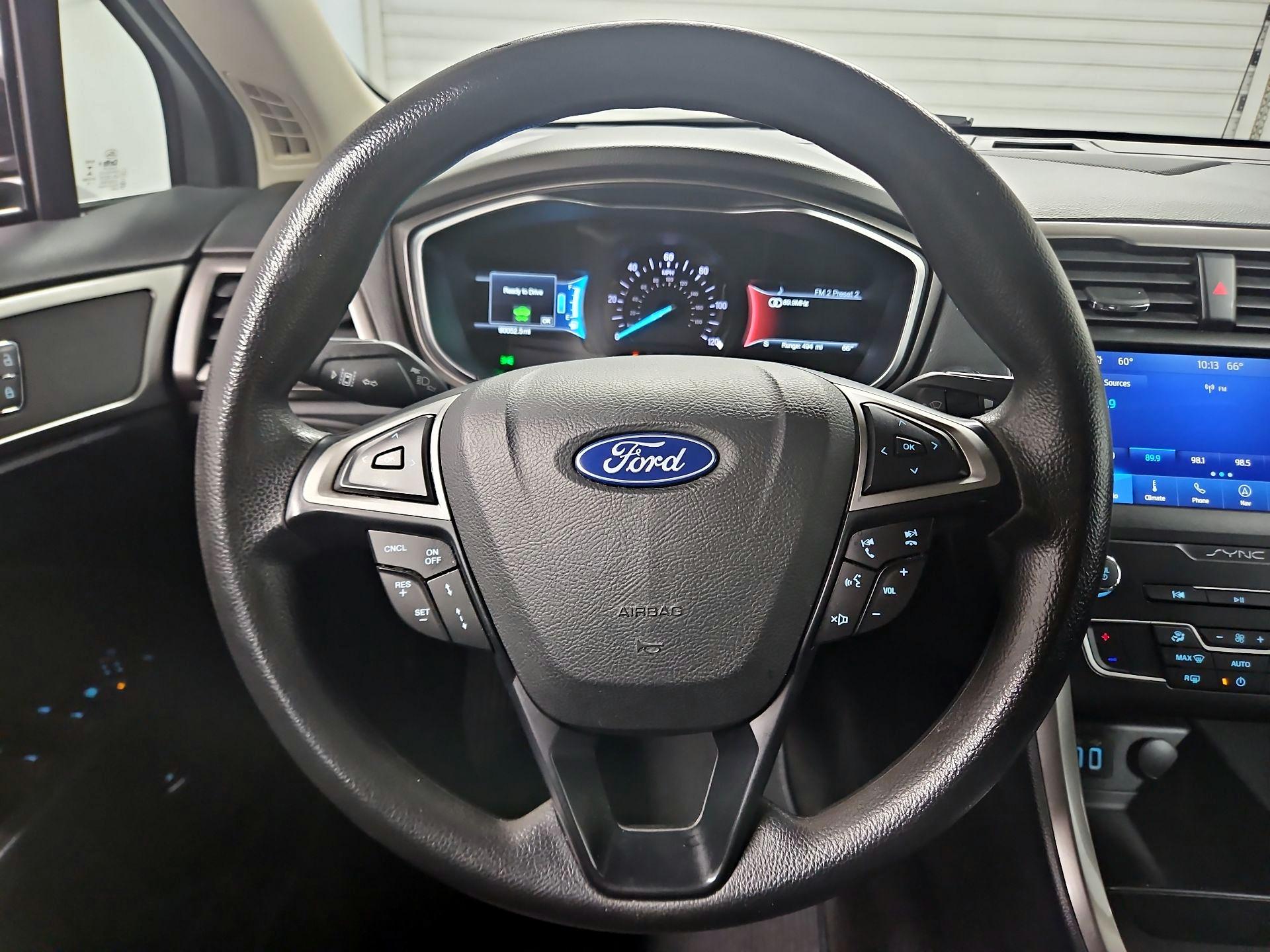 Thumbnail: 2019 Ford Fusion - 10