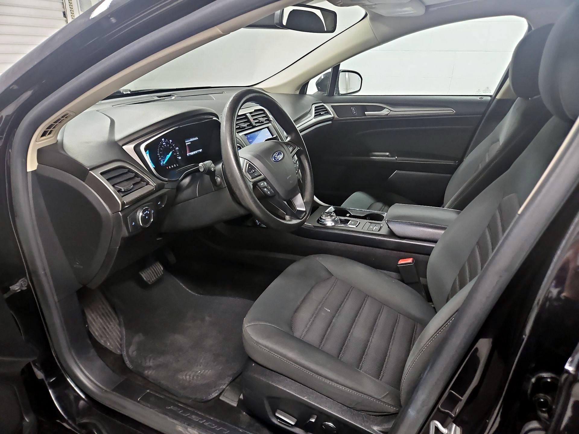 Thumbnail: 2019 Ford Fusion - 11