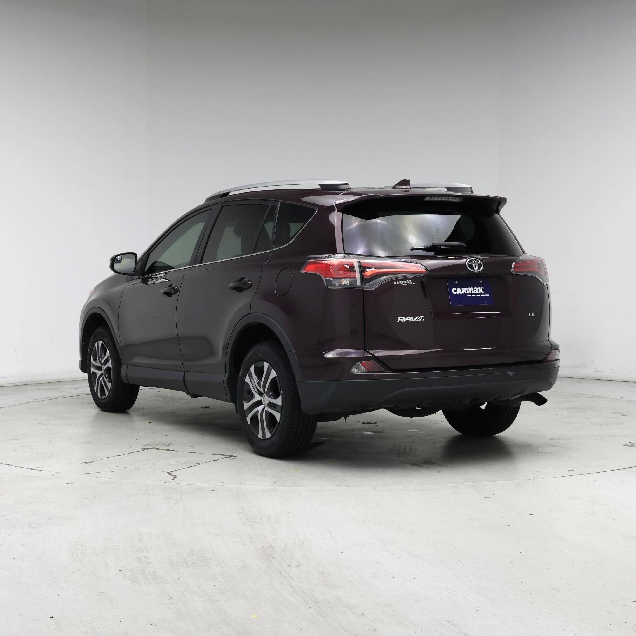 Thumbnail: 2018 Toyota RAV4 - 2