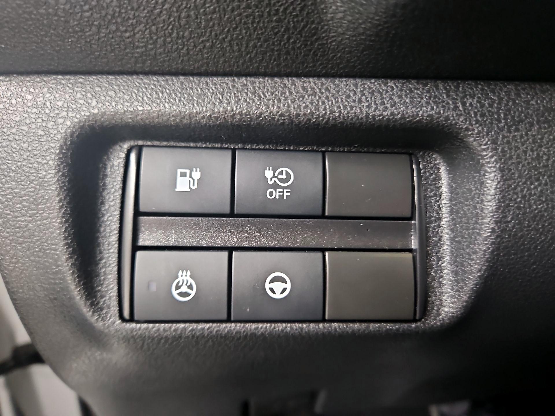 Thumbnail: 2020 Nissan Leaf - 13