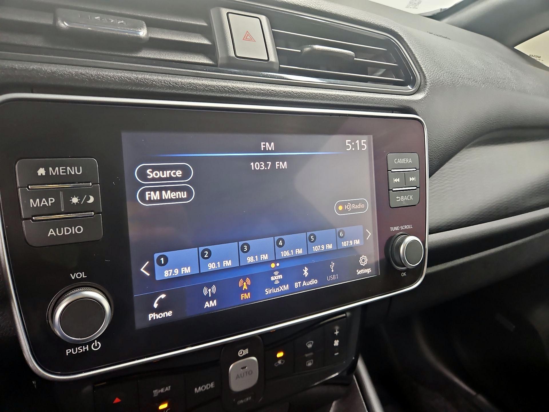 Thumbnail: 2020 Nissan Leaf - 16