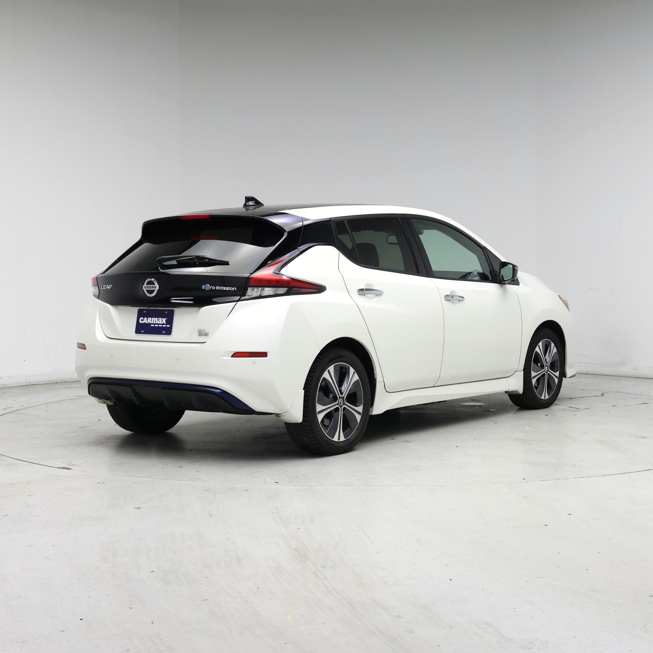 Thumbnail: 2020 Nissan Leaf - 8