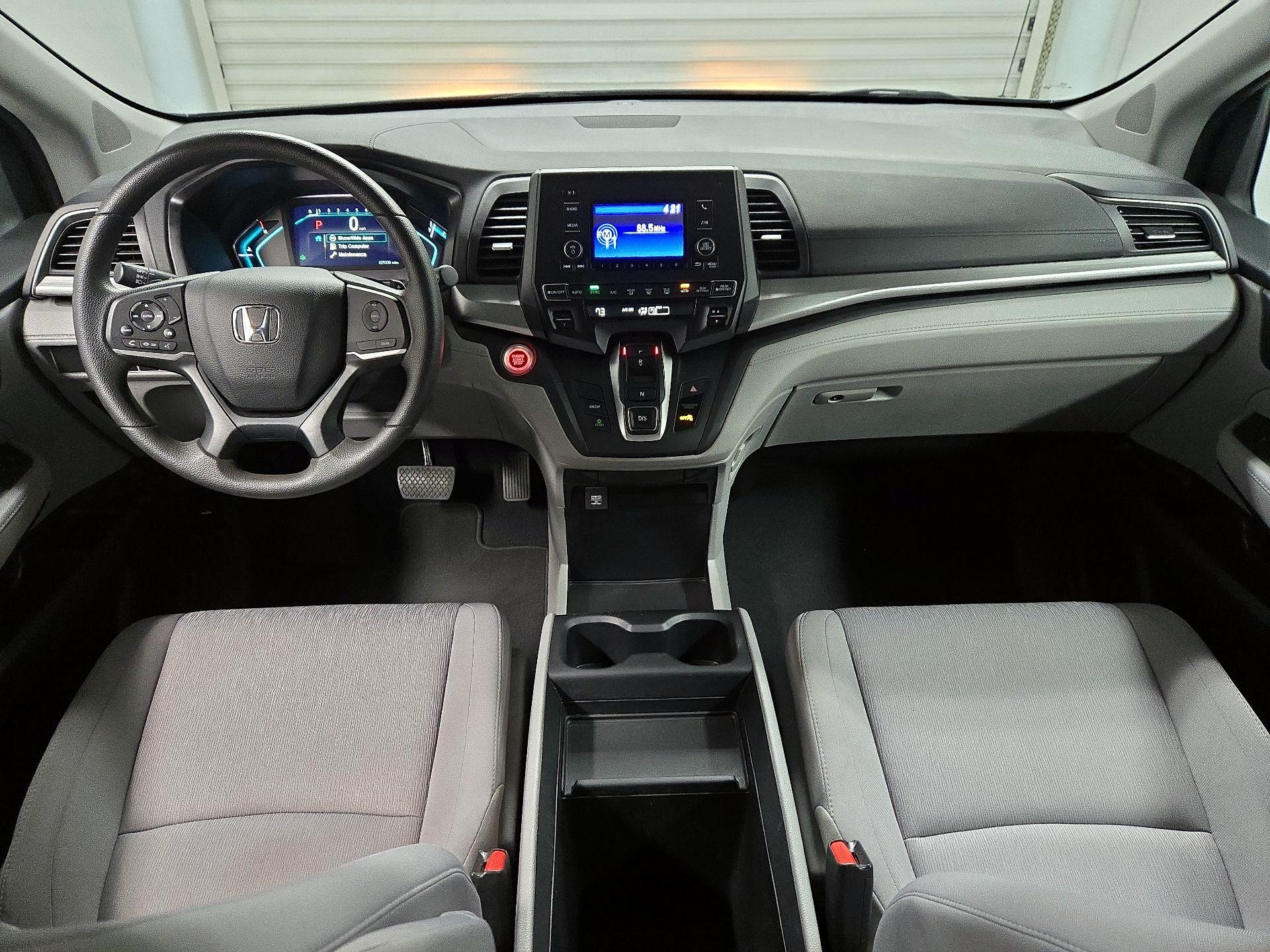 Thumbnail: 2018 Honda Odyssey - 9