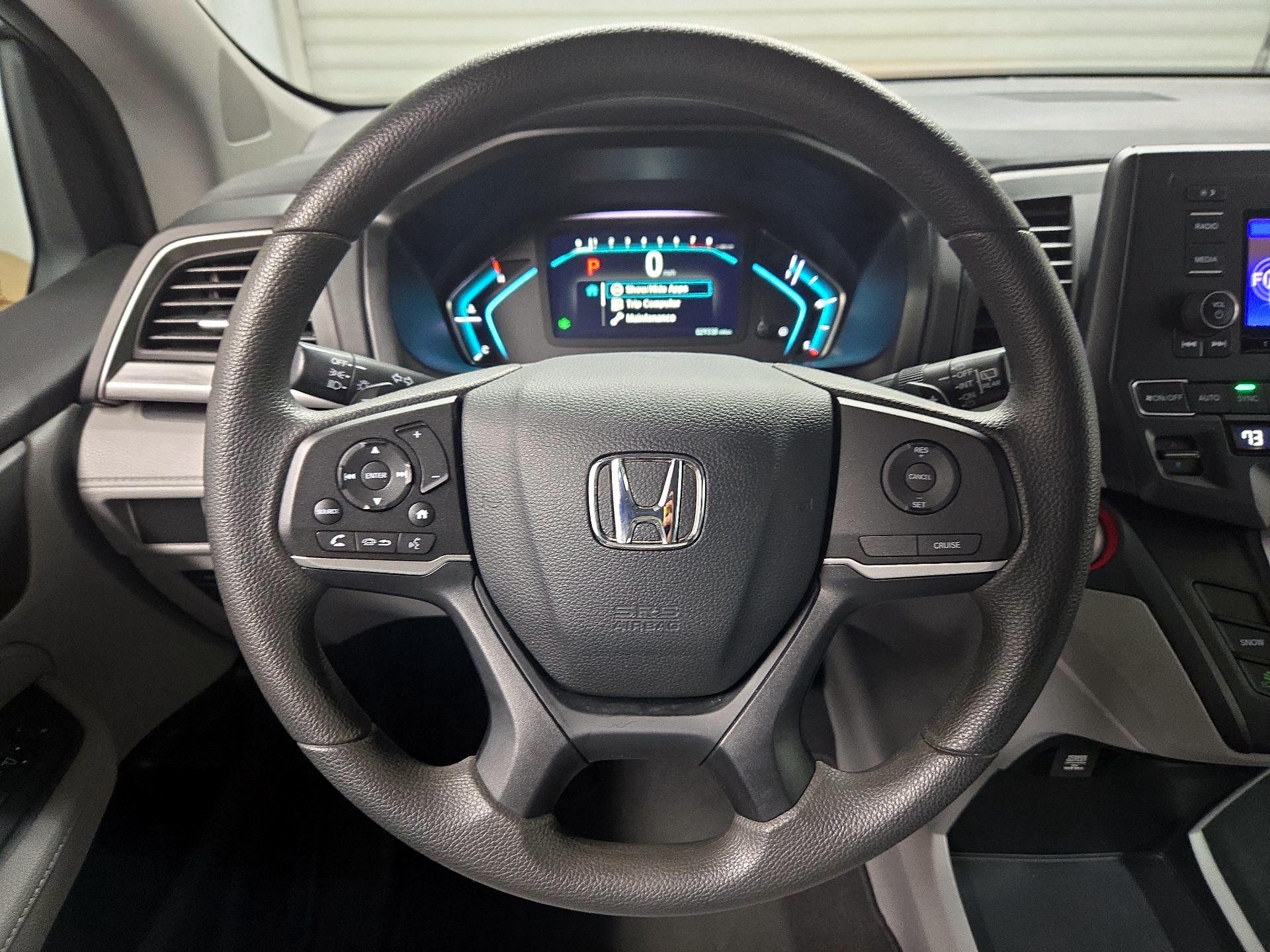 Thumbnail: 2018 Honda Odyssey - 10