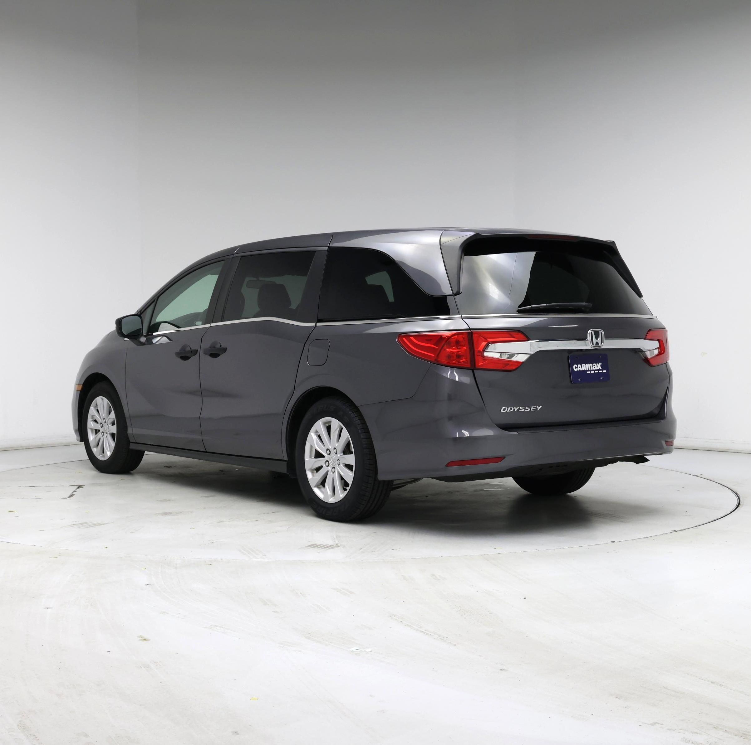 Thumbnail: 2018 Honda Odyssey - 2