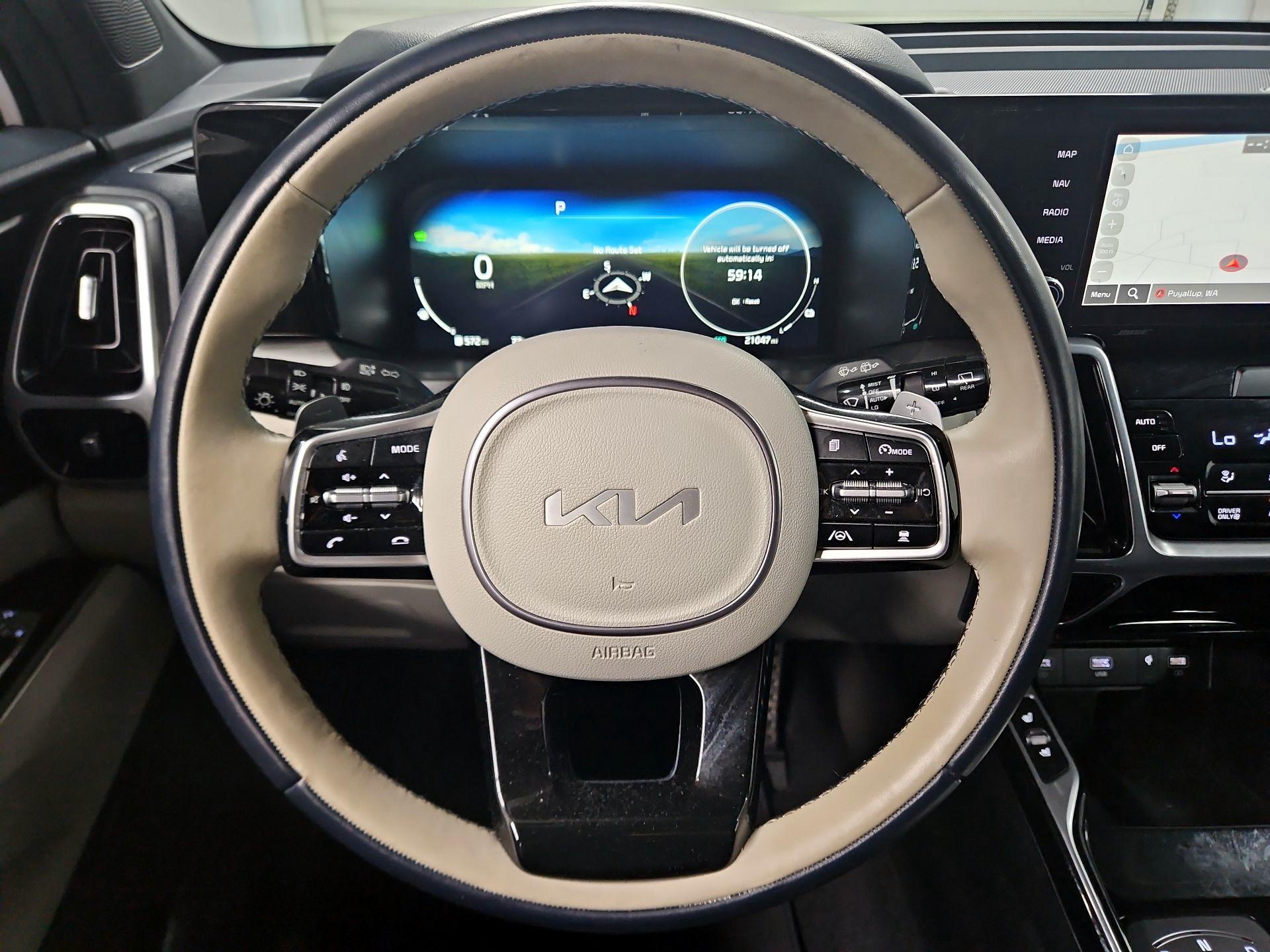Thumbnail: 2023 Kia Sorento - 10