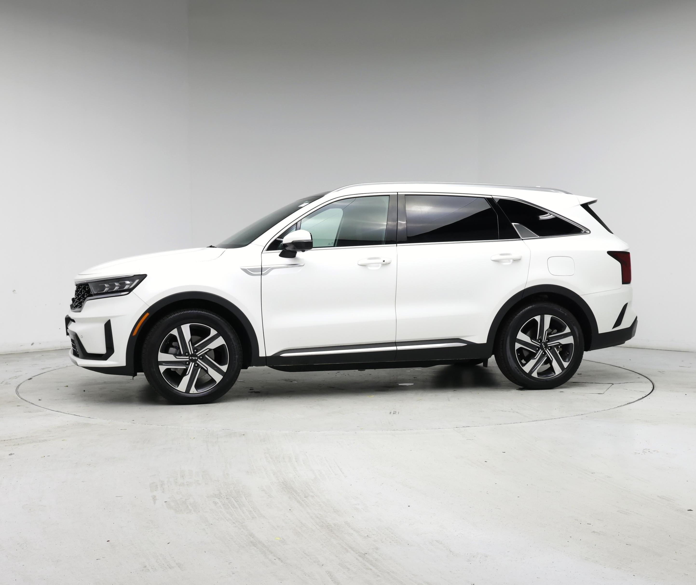 Thumbnail: 2023 Kia Sorento - 3