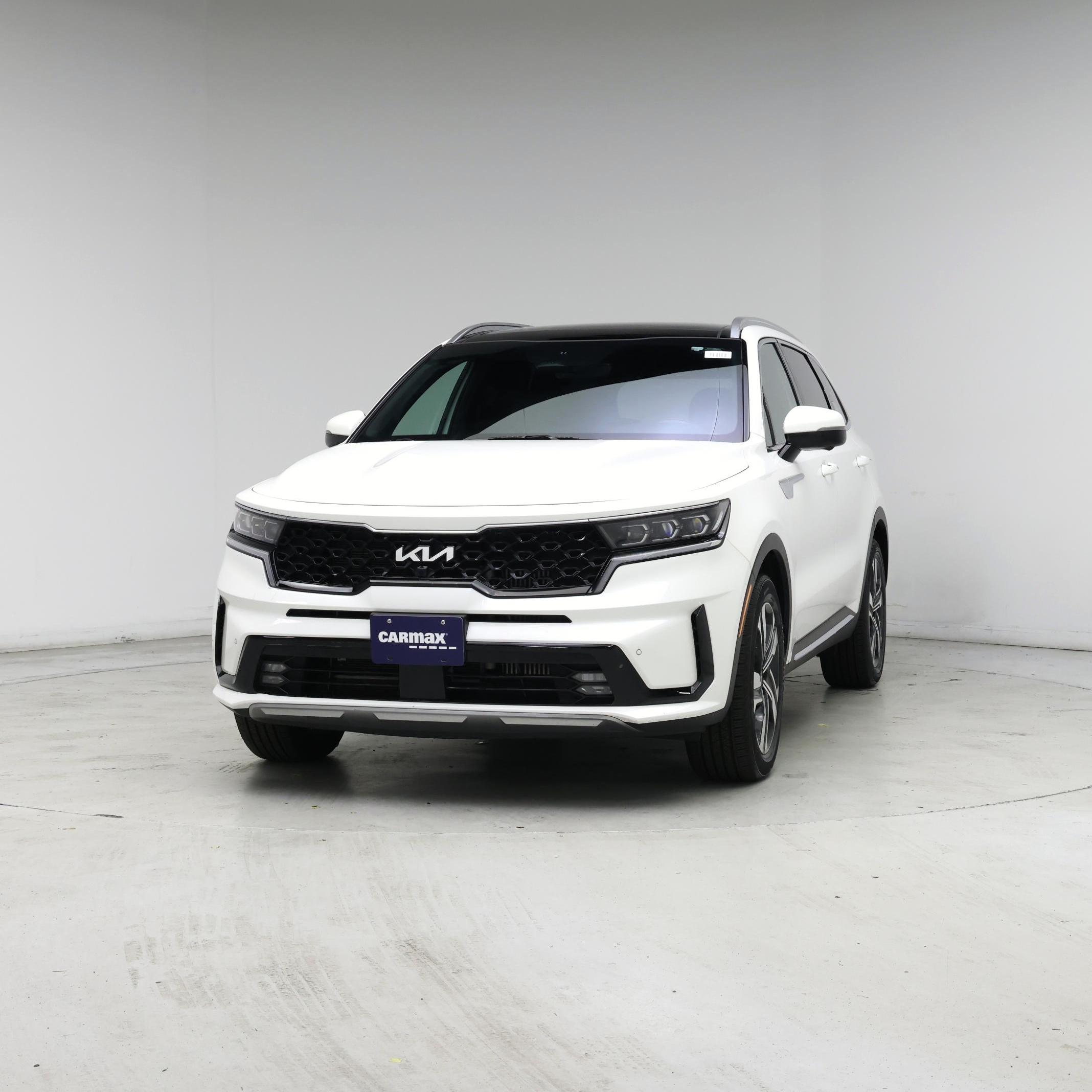 Thumbnail: 2023 Kia Sorento - 4