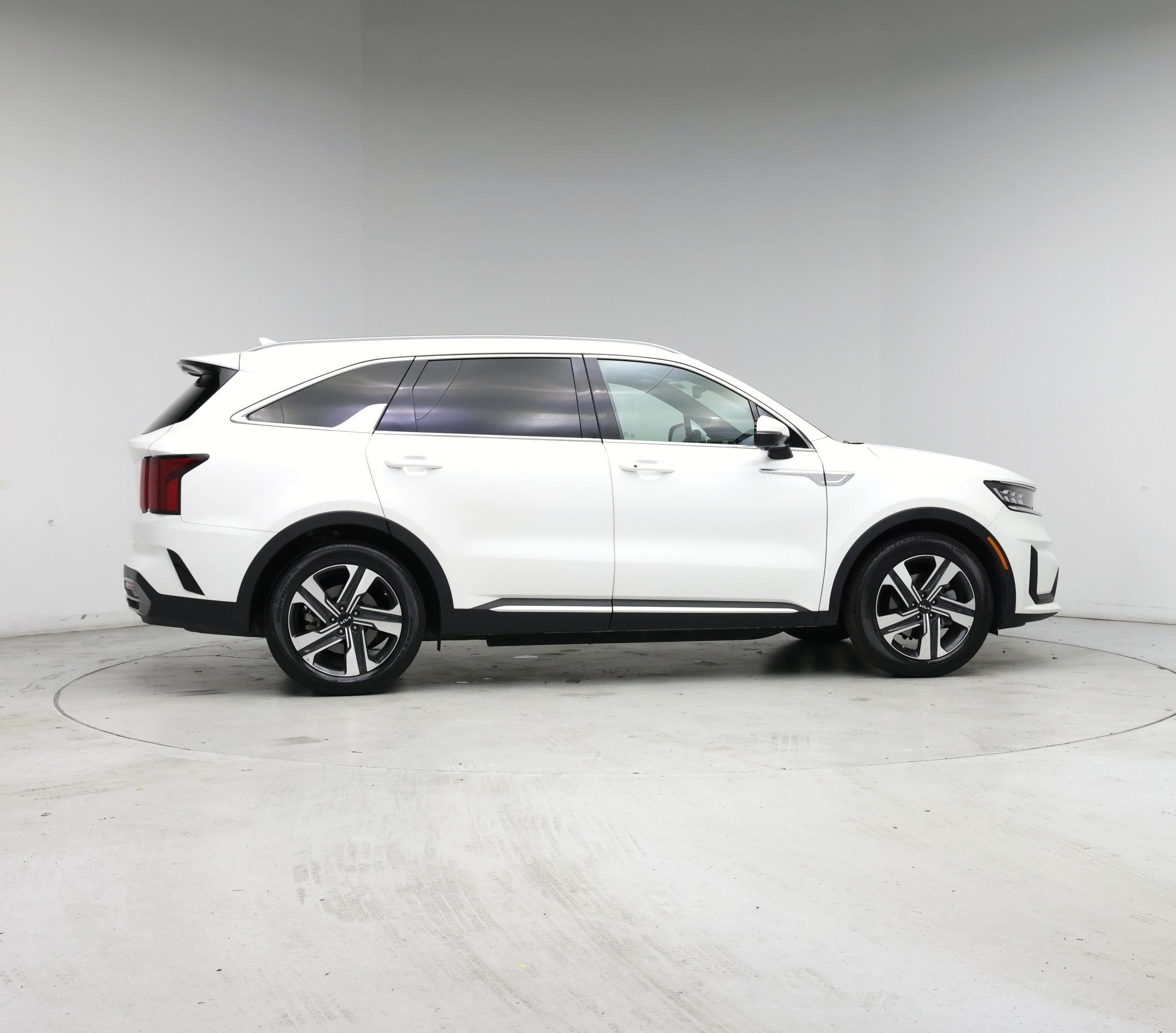 Thumbnail: 2023 Kia Sorento - 7