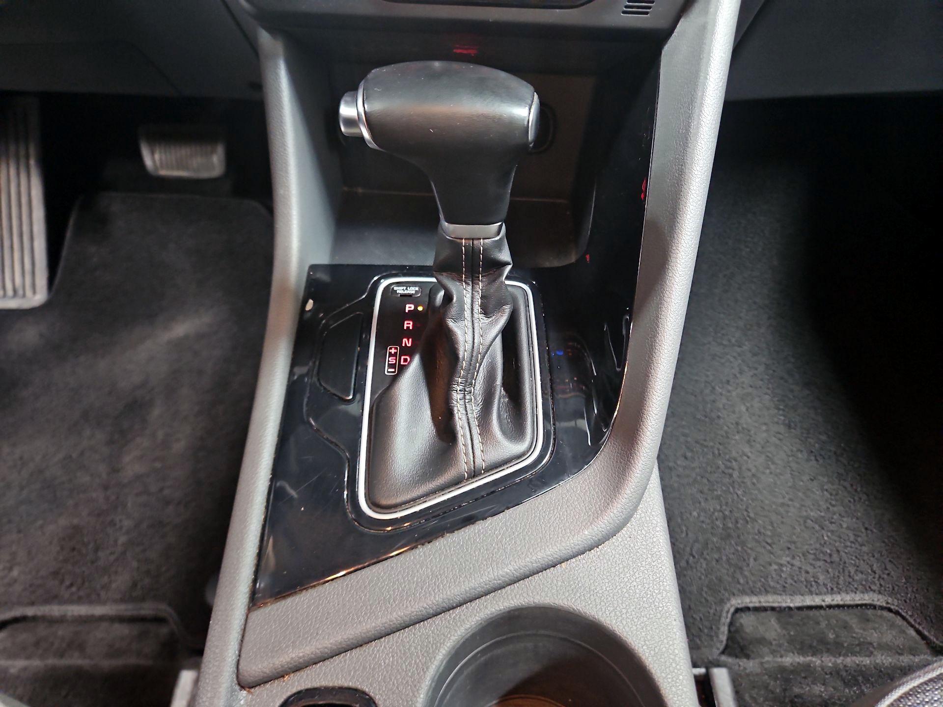 Thumbnail: 2021 Kia Niro - 17