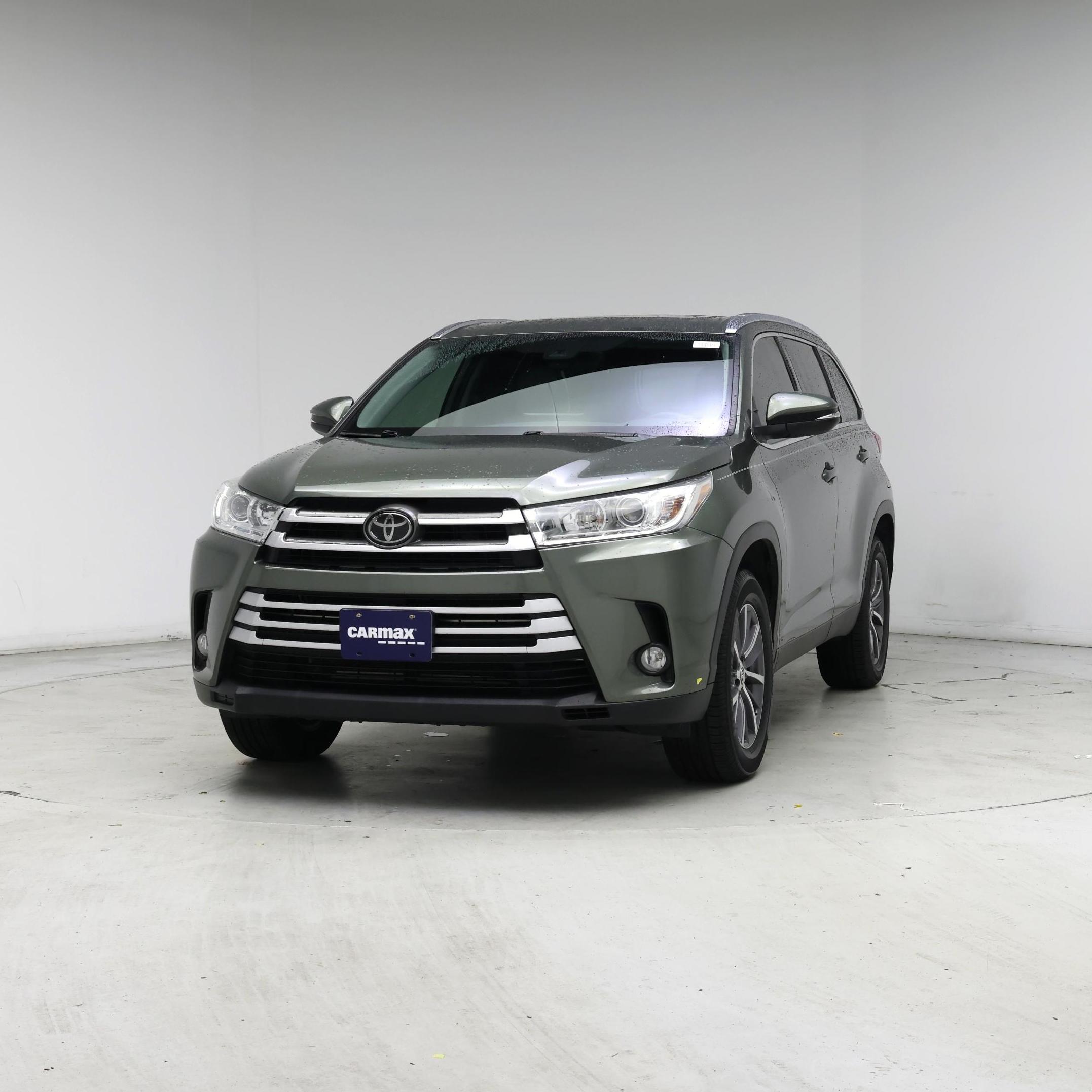 Thumbnail: 2019 Toyota Highlander - 4