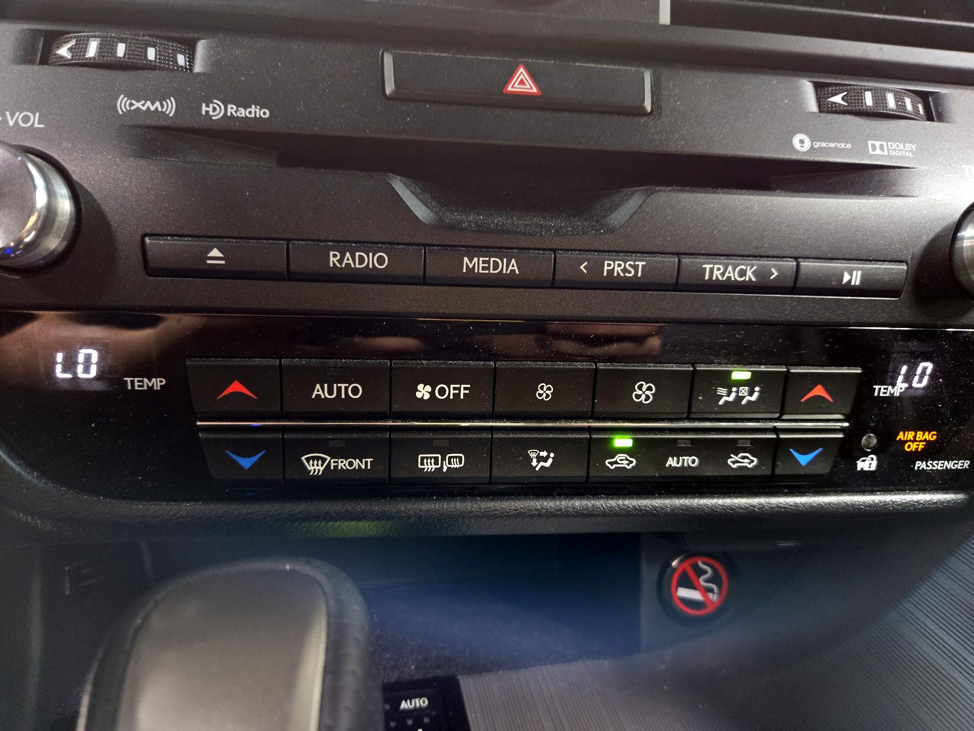 Thumbnail: 2016 Lexus RX - 17