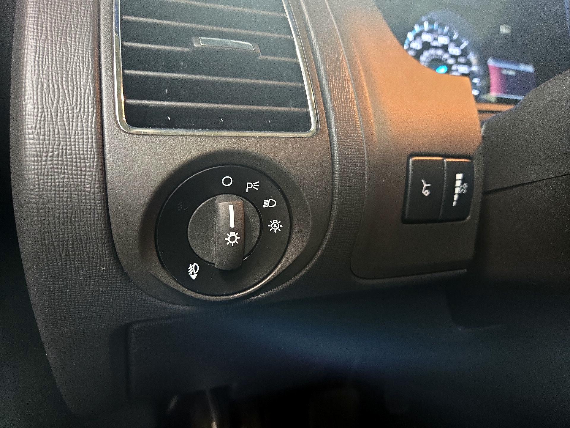 Thumbnail: 2019 Ford Flex - 13