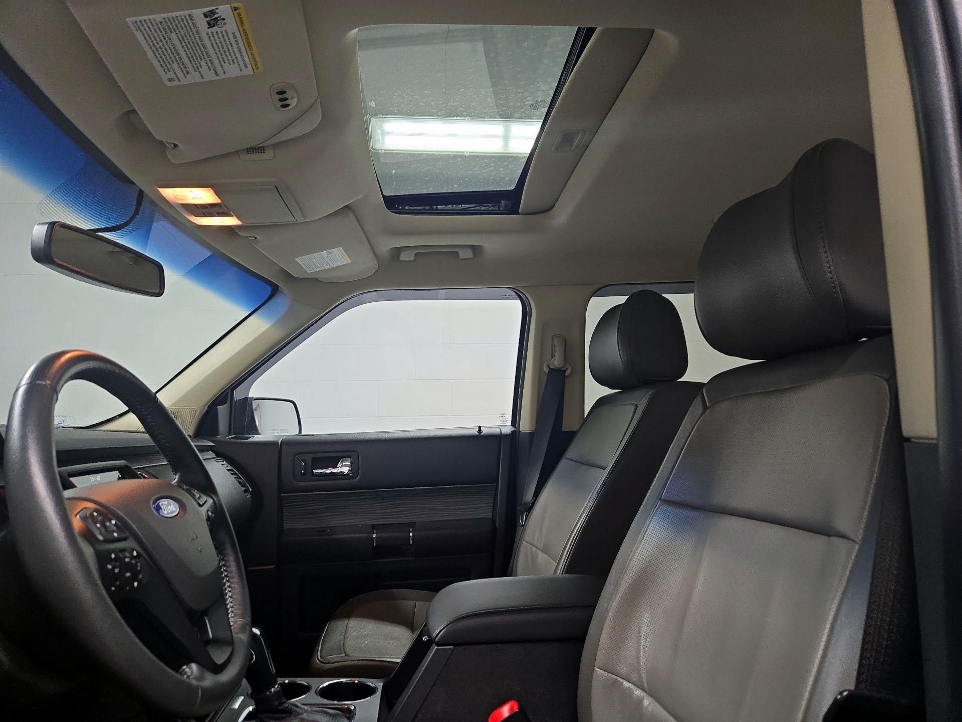 Thumbnail: 2019 Ford Flex - 20