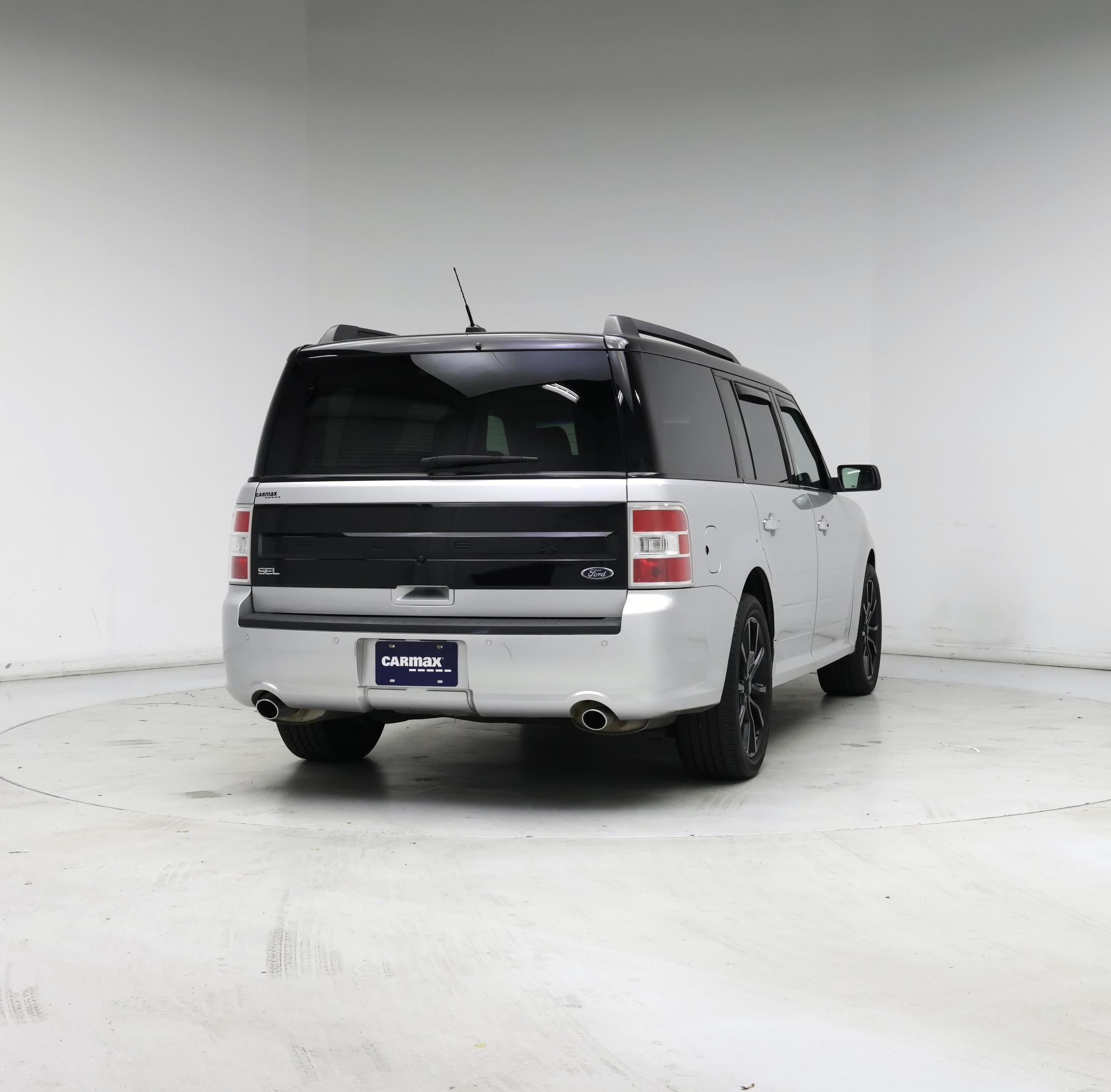 Thumbnail: 2019 Ford Flex - 8