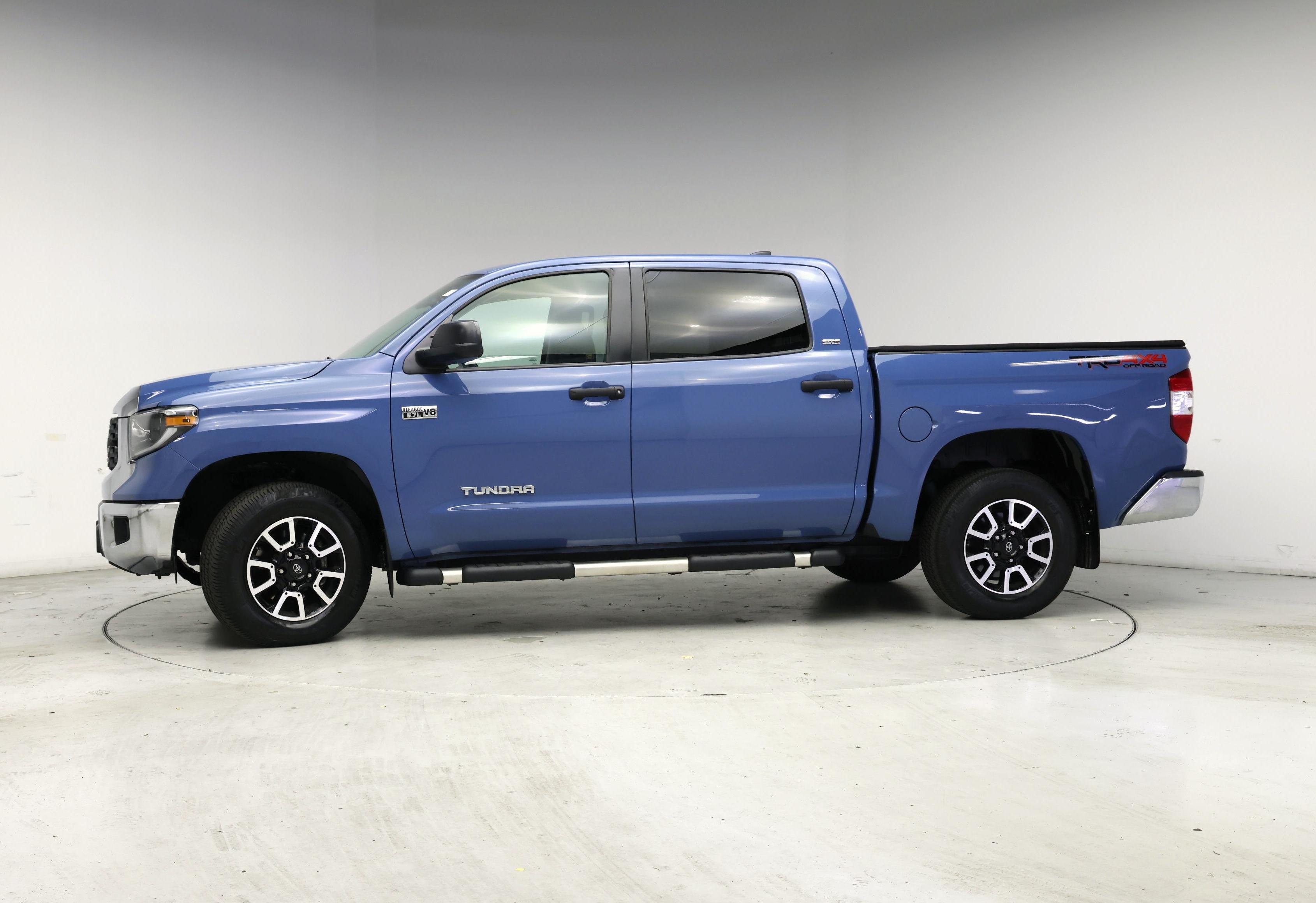 Thumbnail: 2020 Toyota Tundra - 3