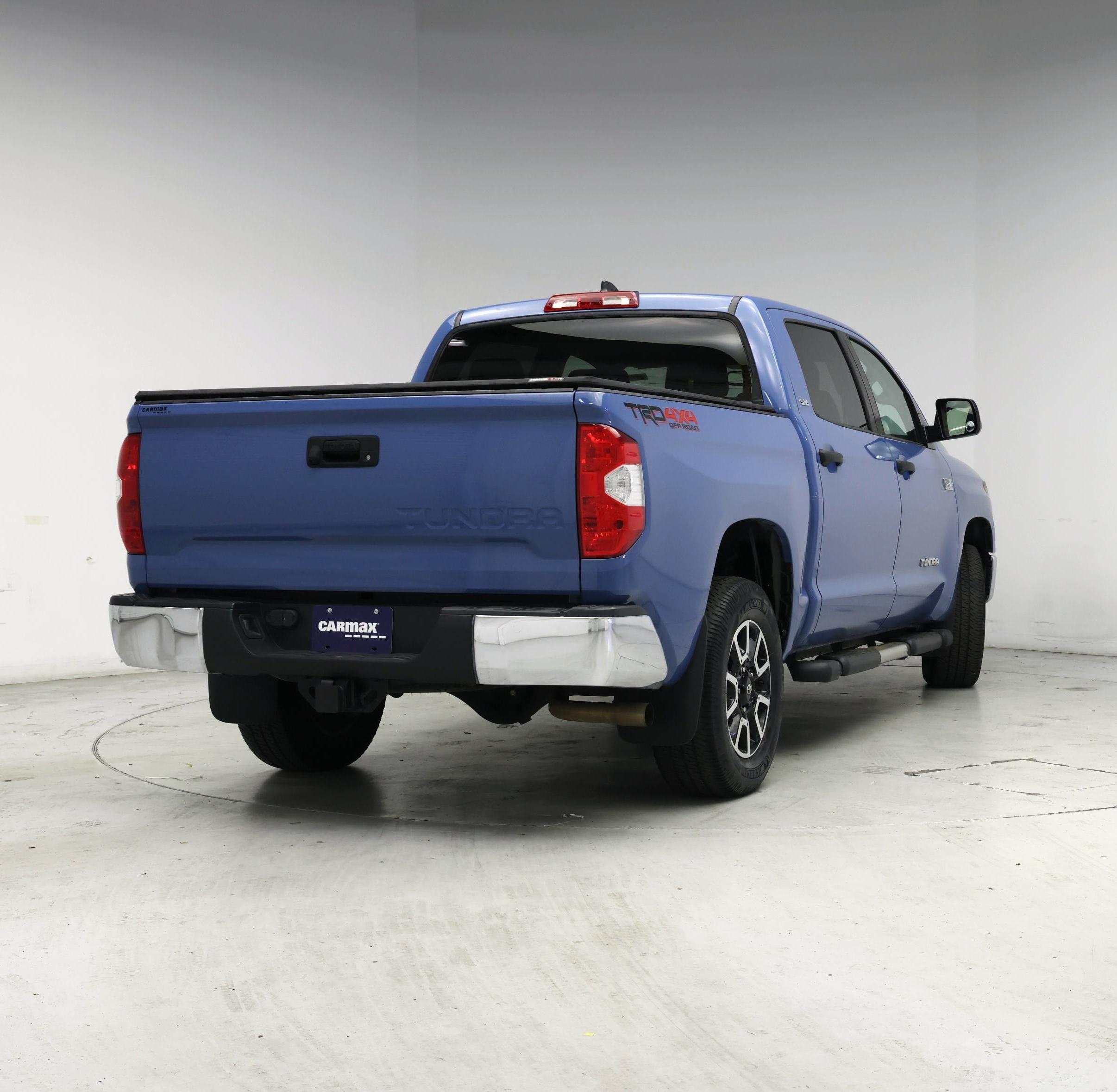 Thumbnail: 2020 Toyota Tundra - 8
