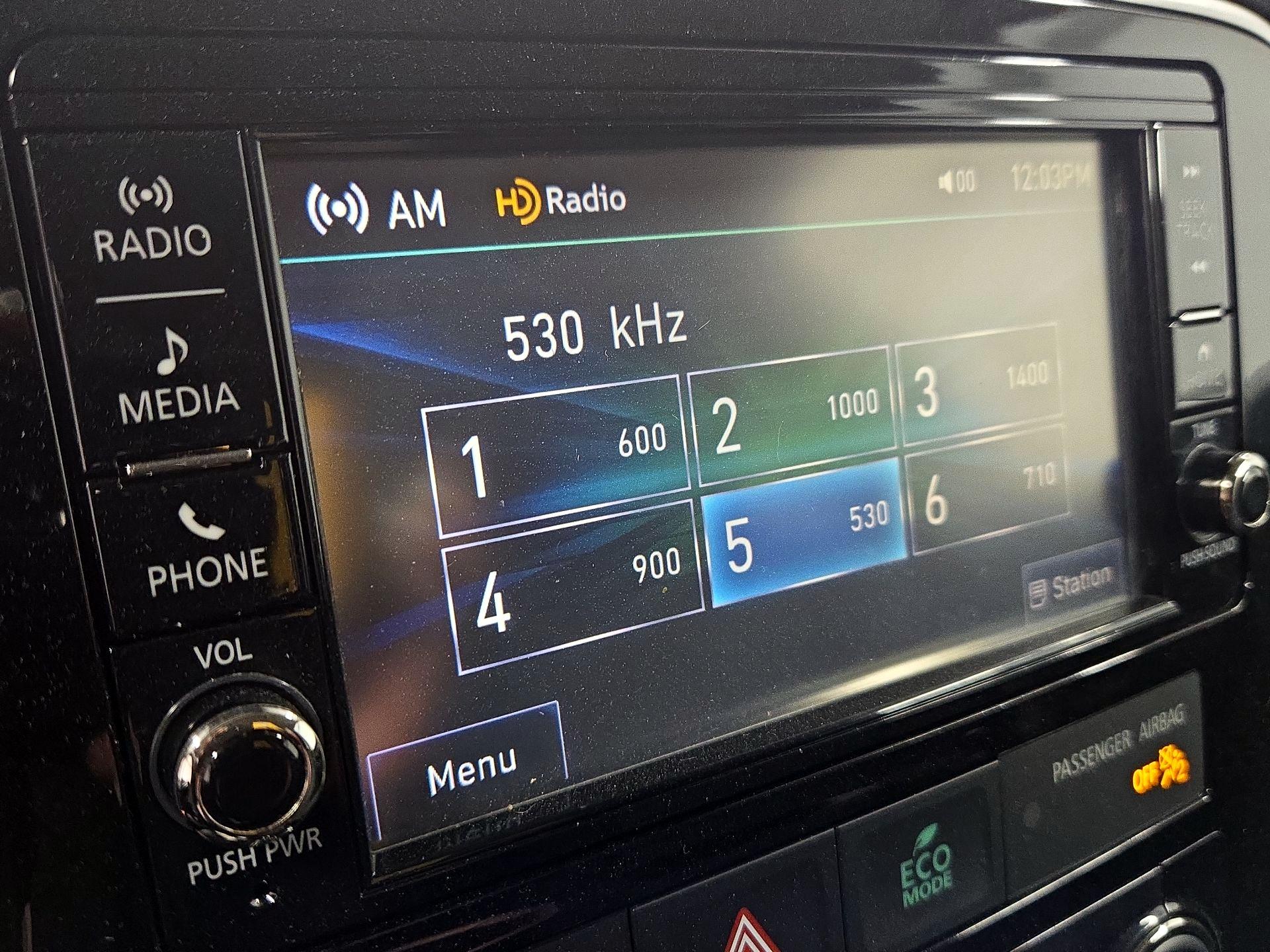 Thumbnail: 2018 Mitsubishi Outlander - 15