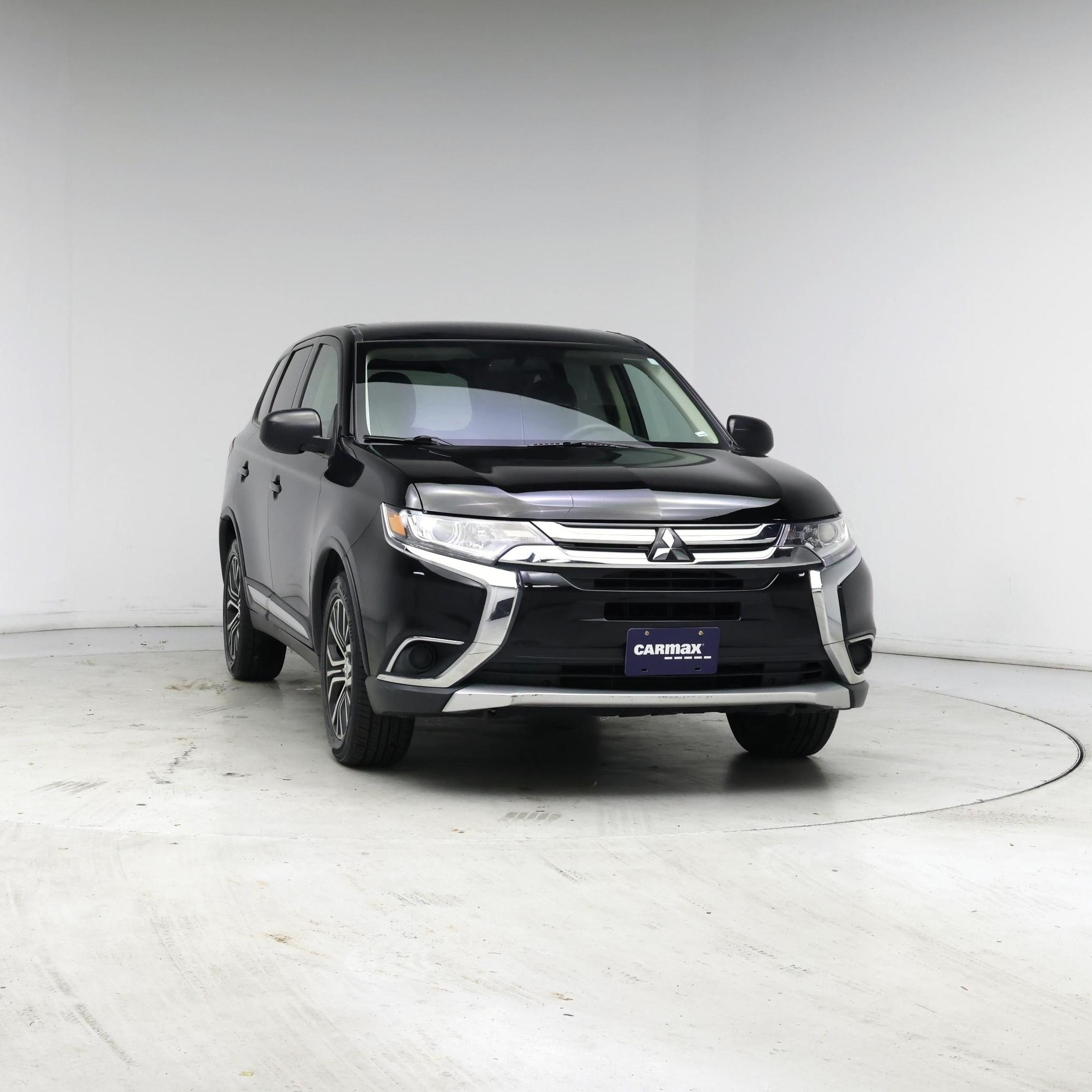 Thumbnail: 2018 Mitsubishi Outlander - 5