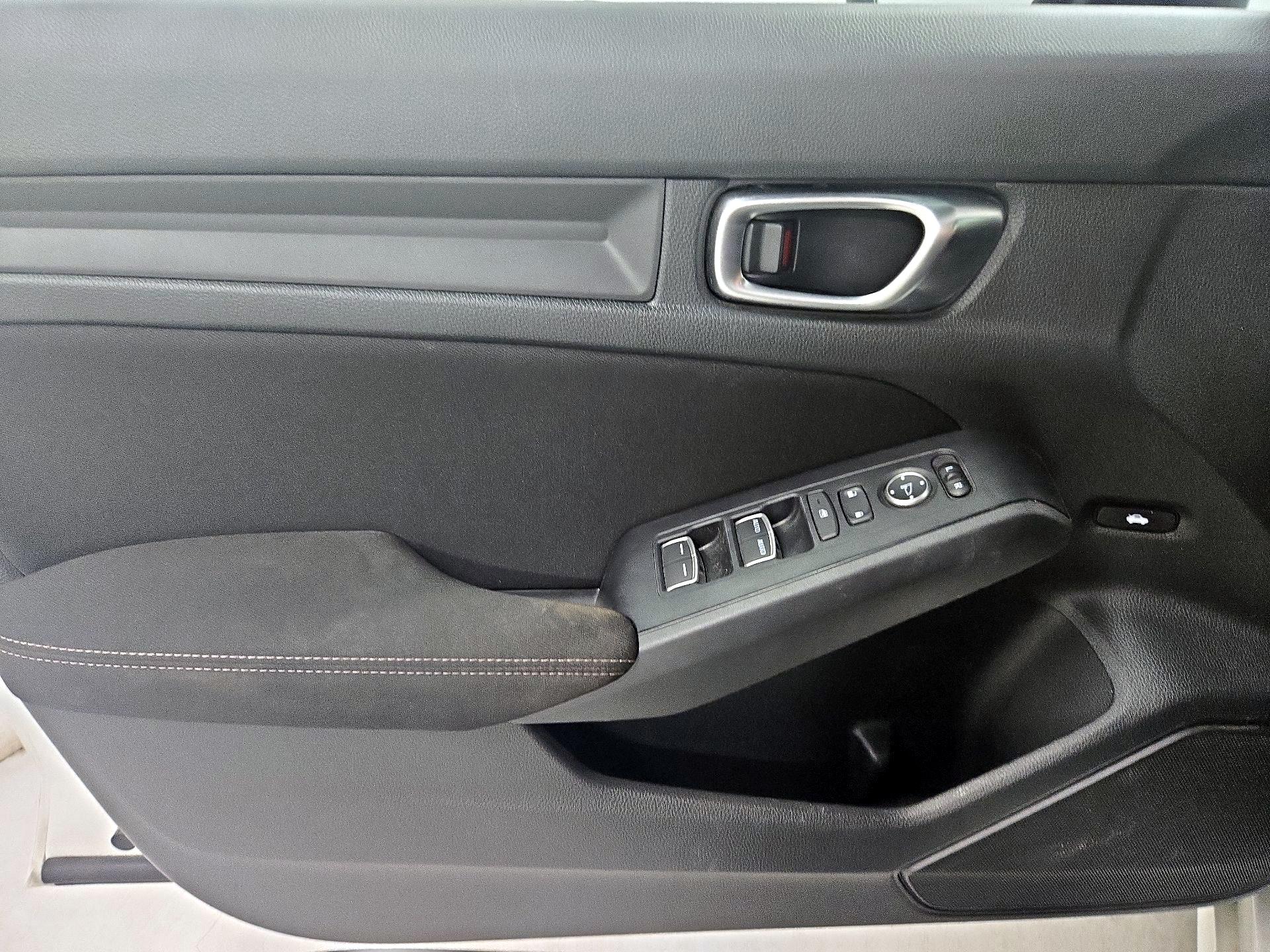 Thumbnail: 2023 Honda Civic - 12