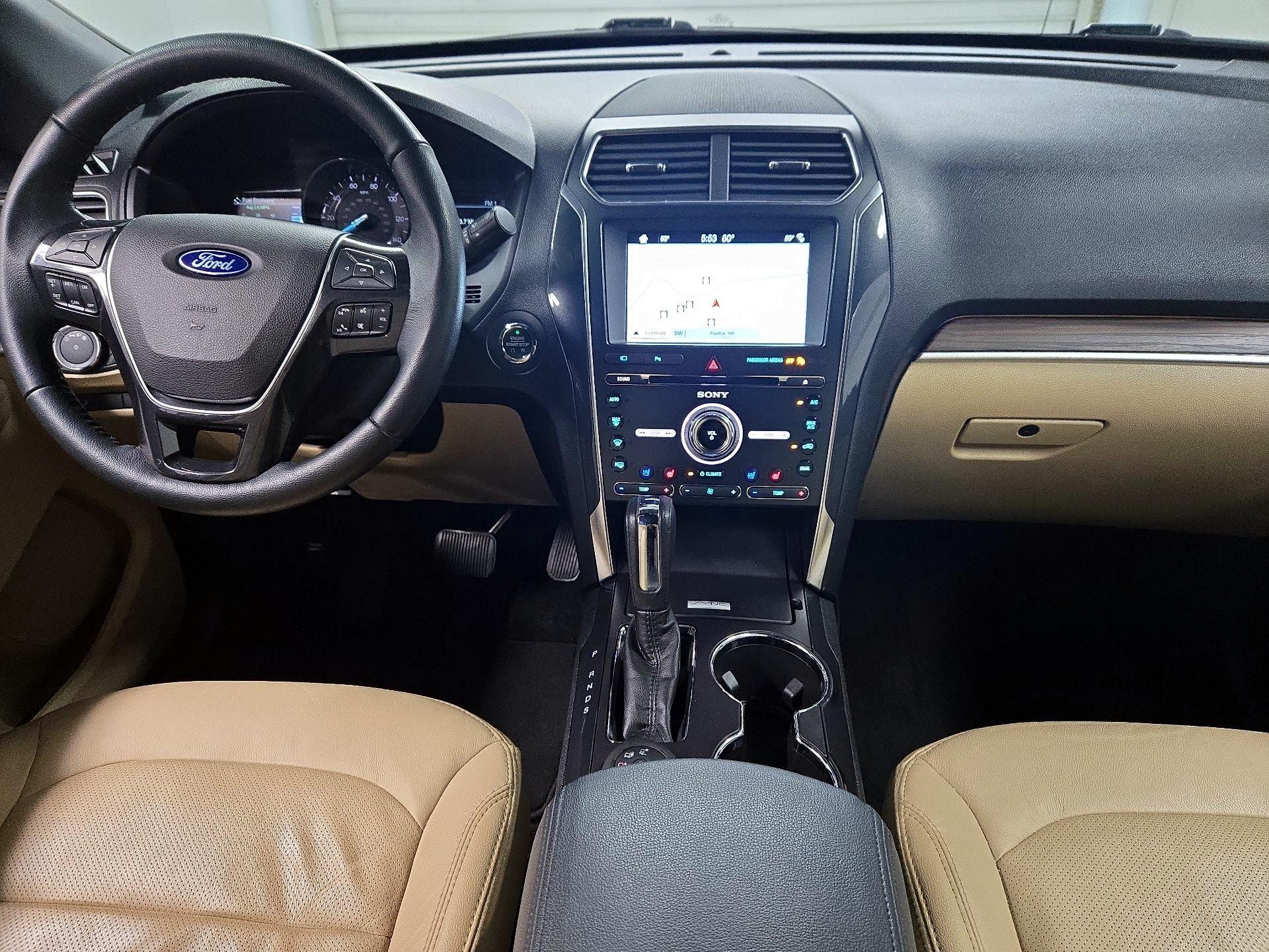 Thumbnail: 2017 Ford Explorer - 9
