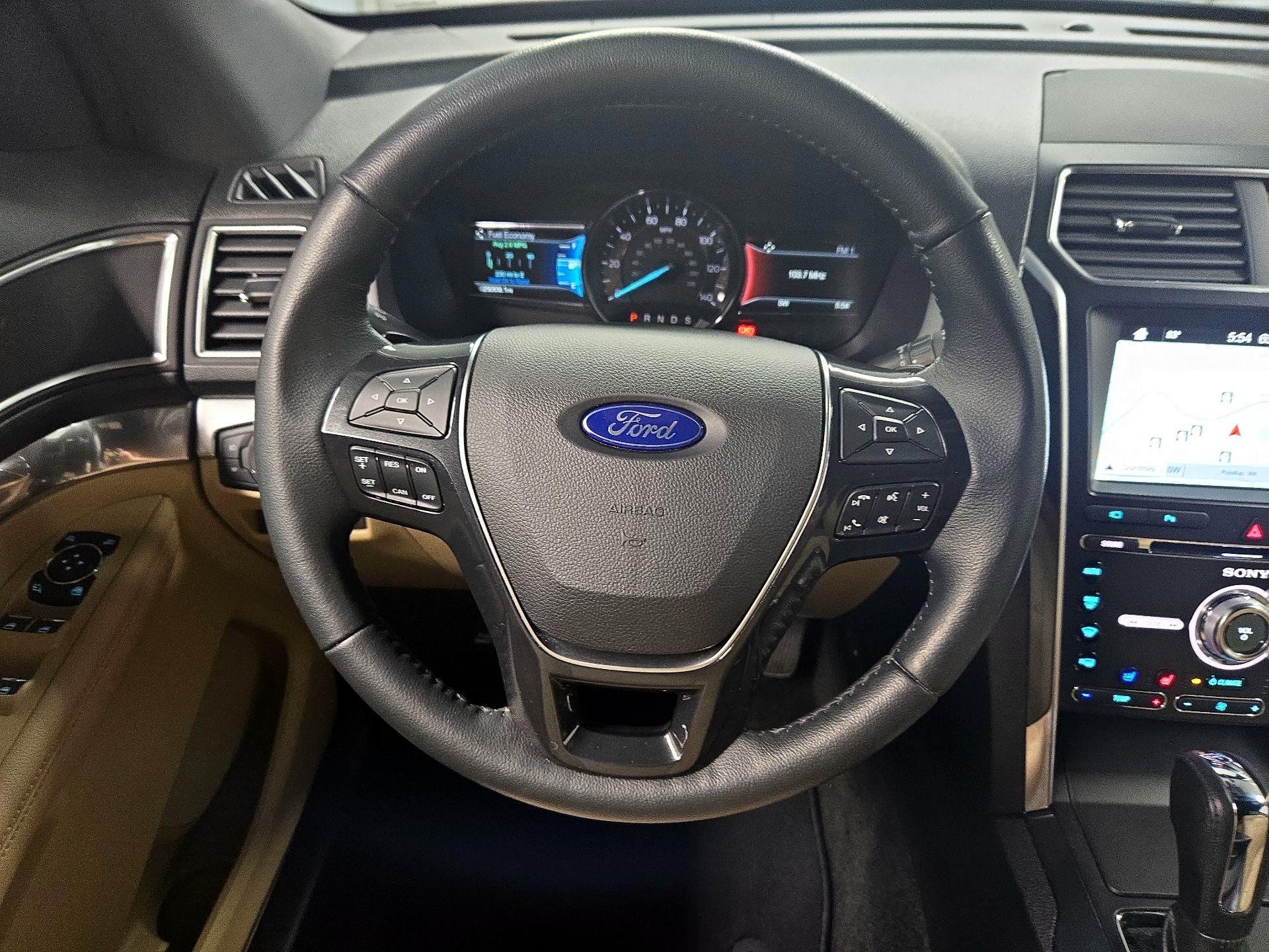 Thumbnail: 2017 Ford Explorer - 10