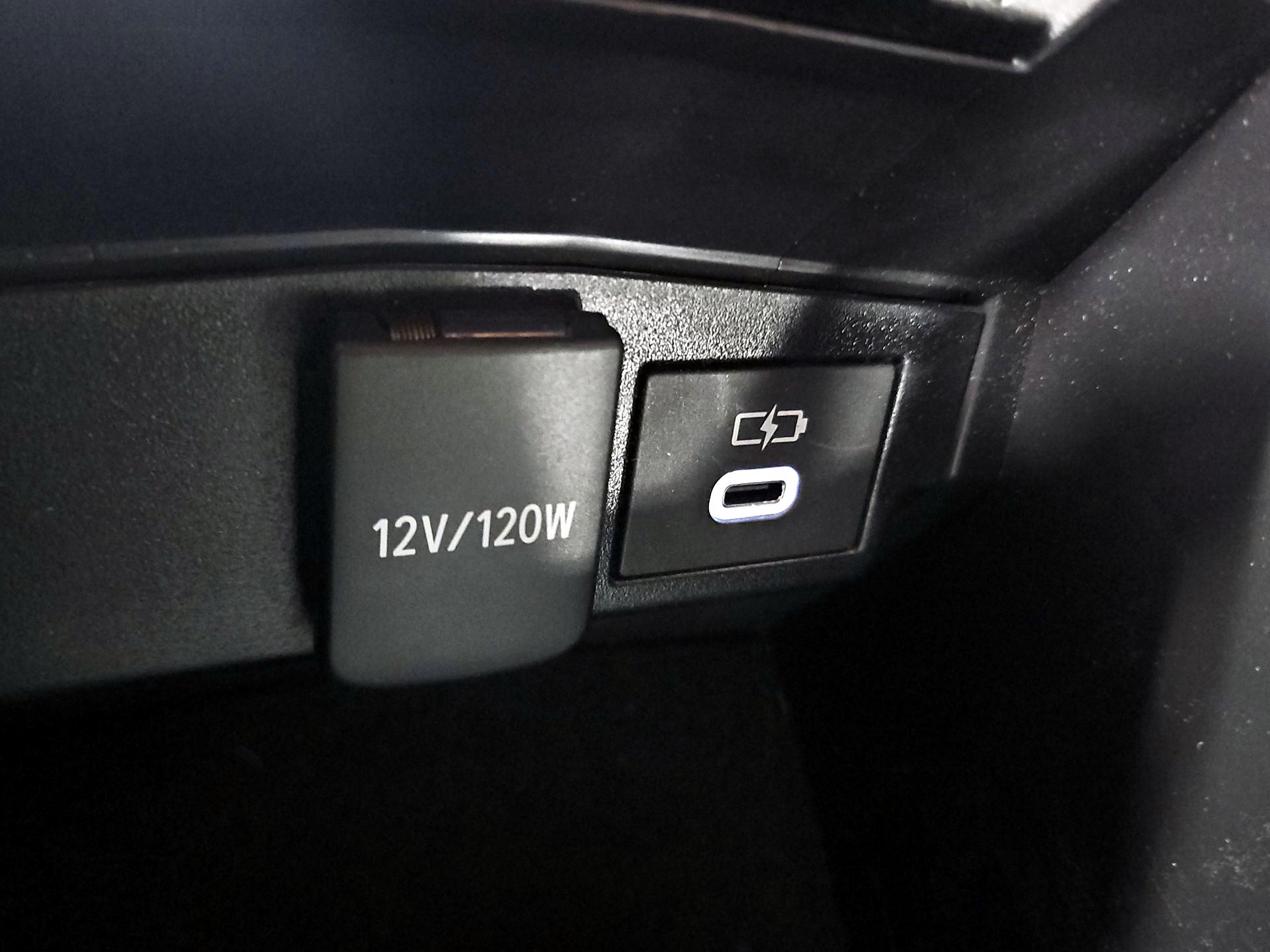 Thumbnail: 2024 Toyota Corolla - 18