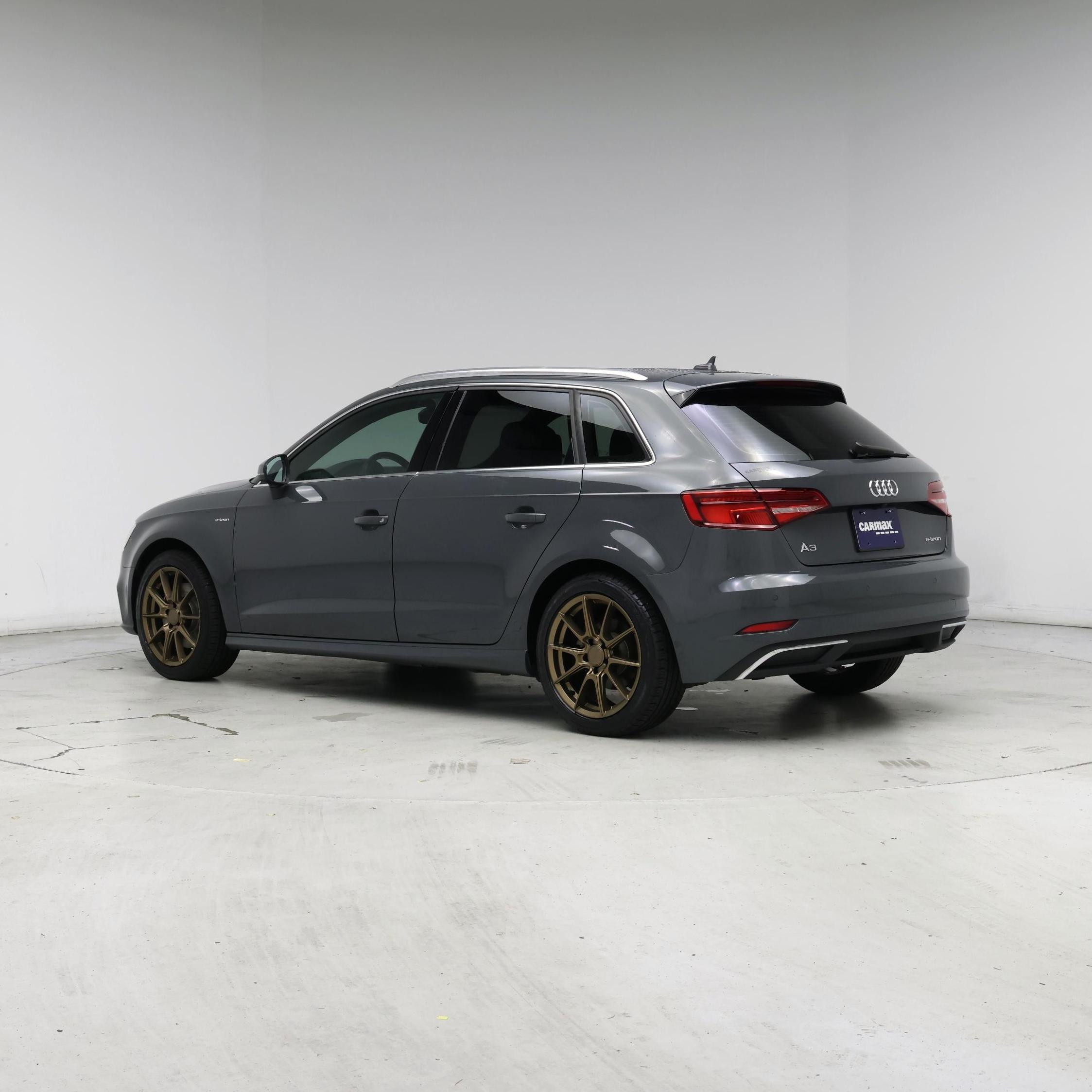 Thumbnail: 2018 Audi A3 - 2