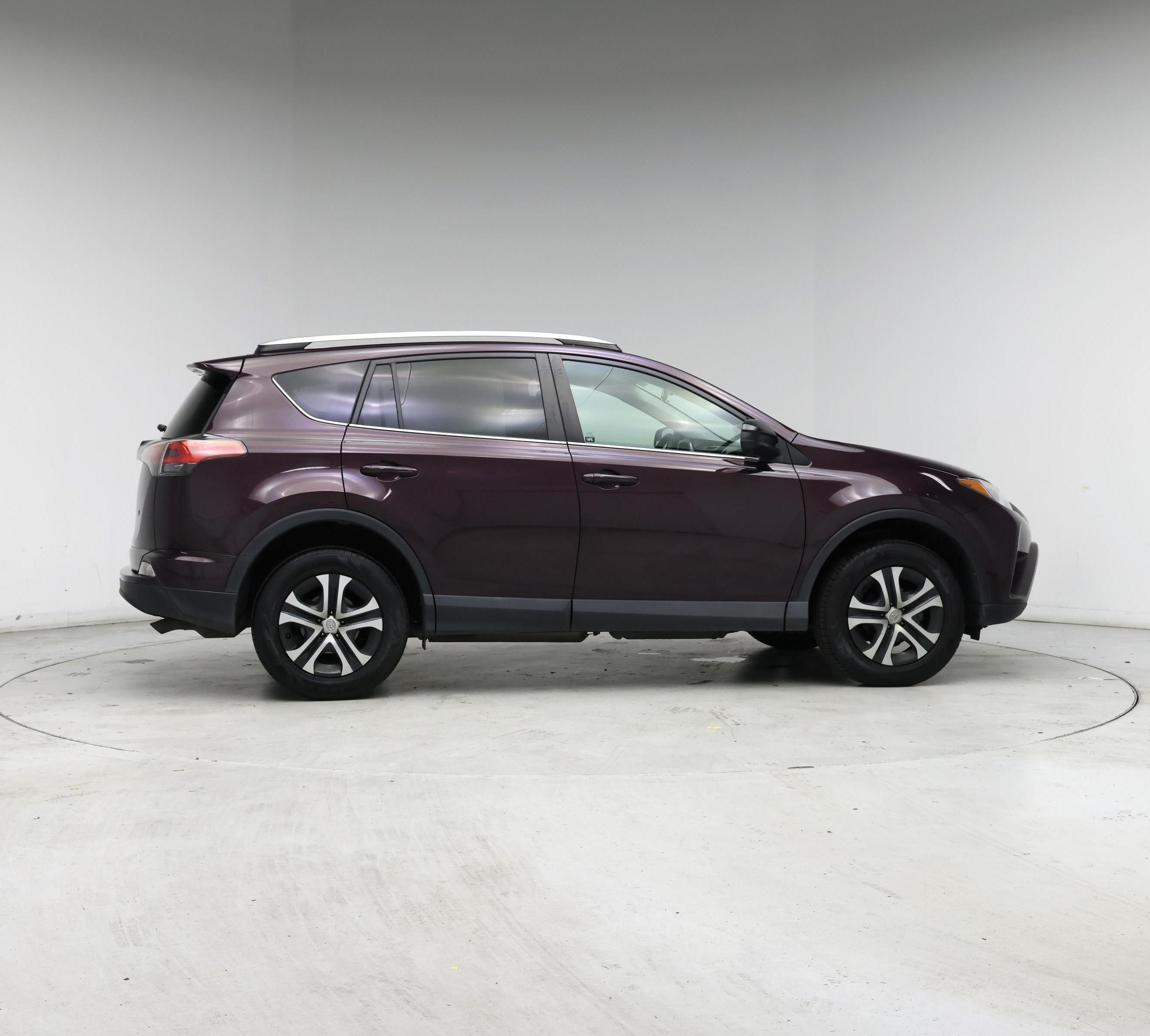 Thumbnail: 2016 Toyota RAV4 - 7