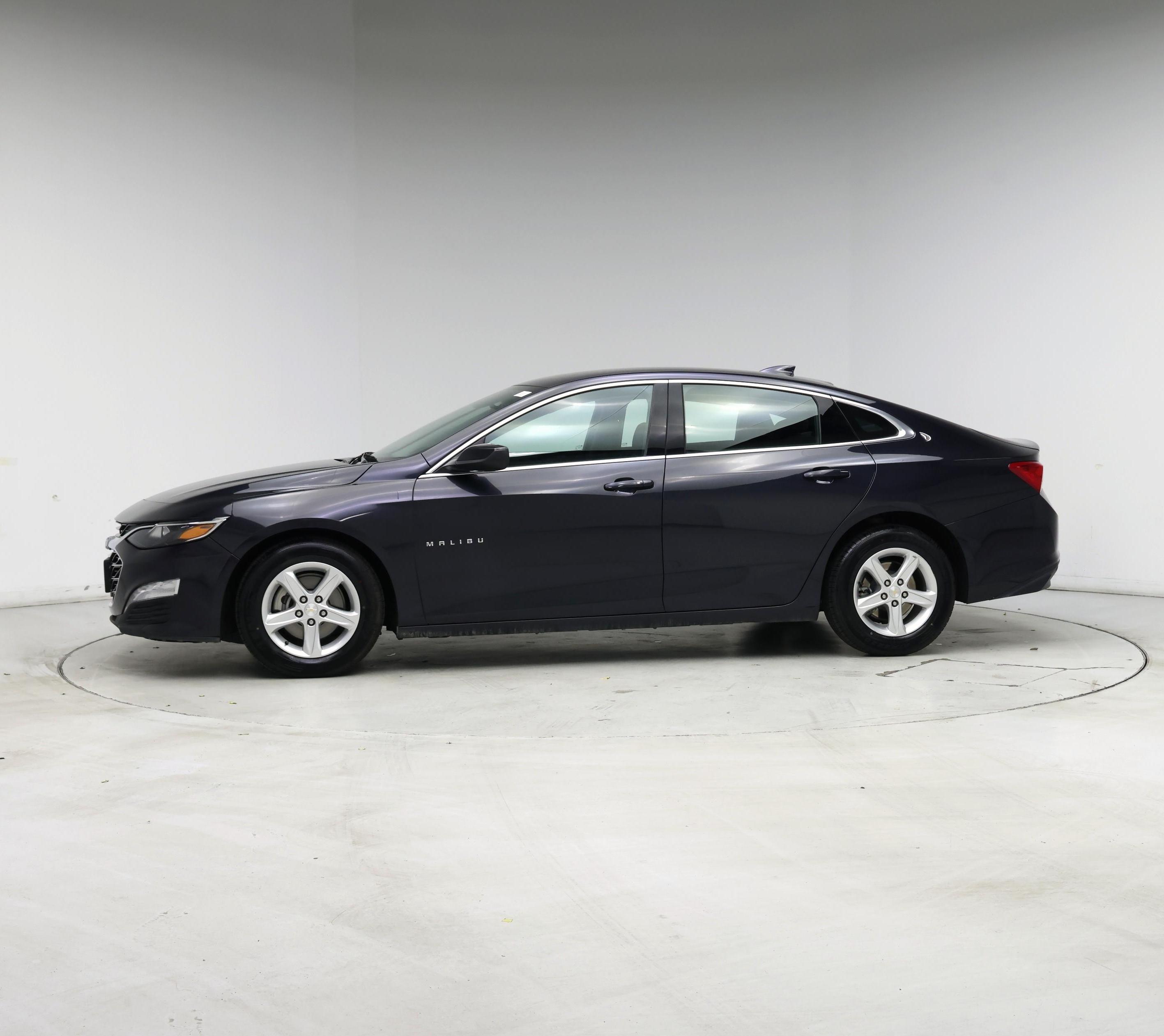 Thumbnail: 2023 Chevrolet Malibu - 3