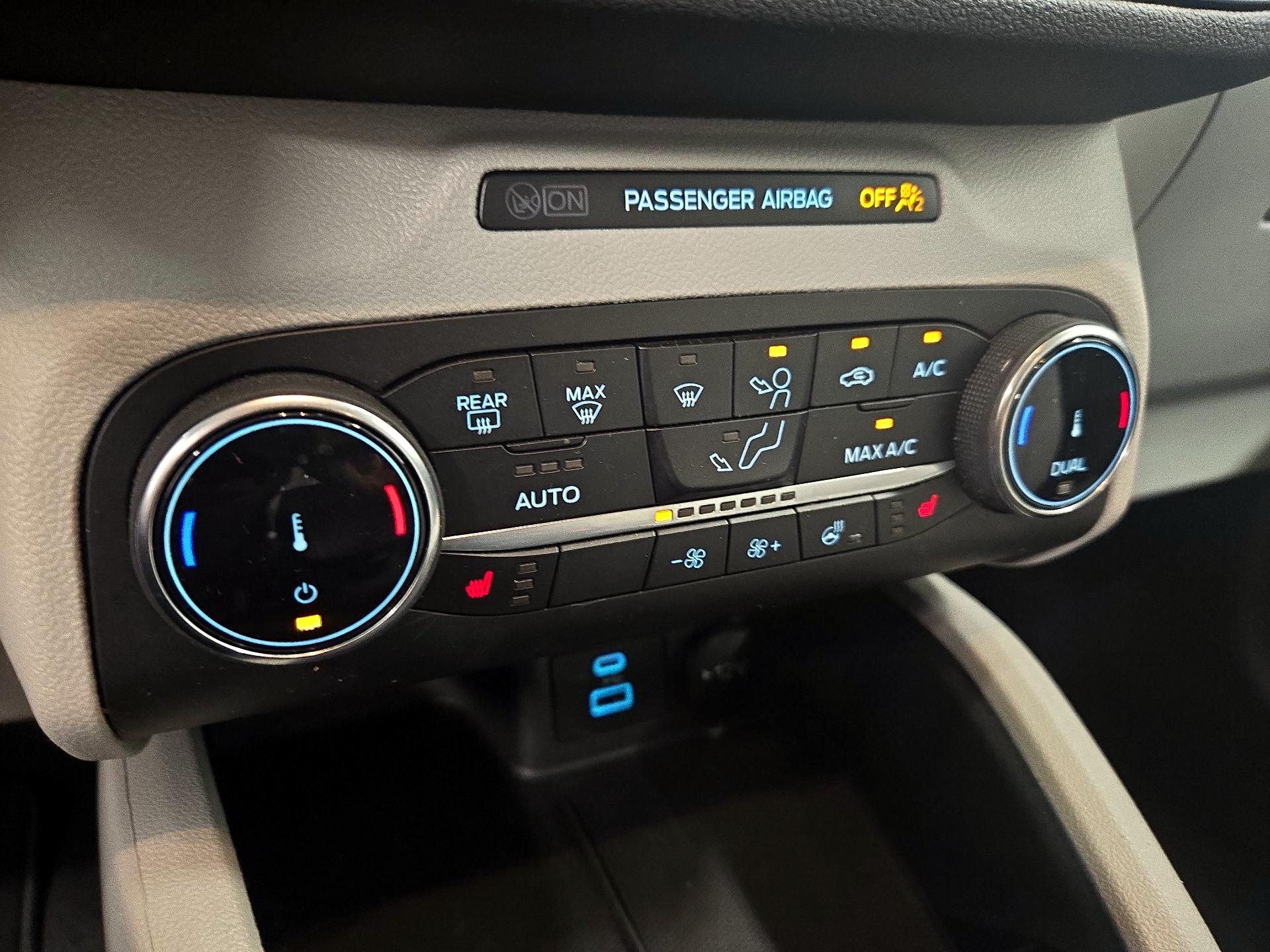 Thumbnail: 2023 Ford Escape - 16