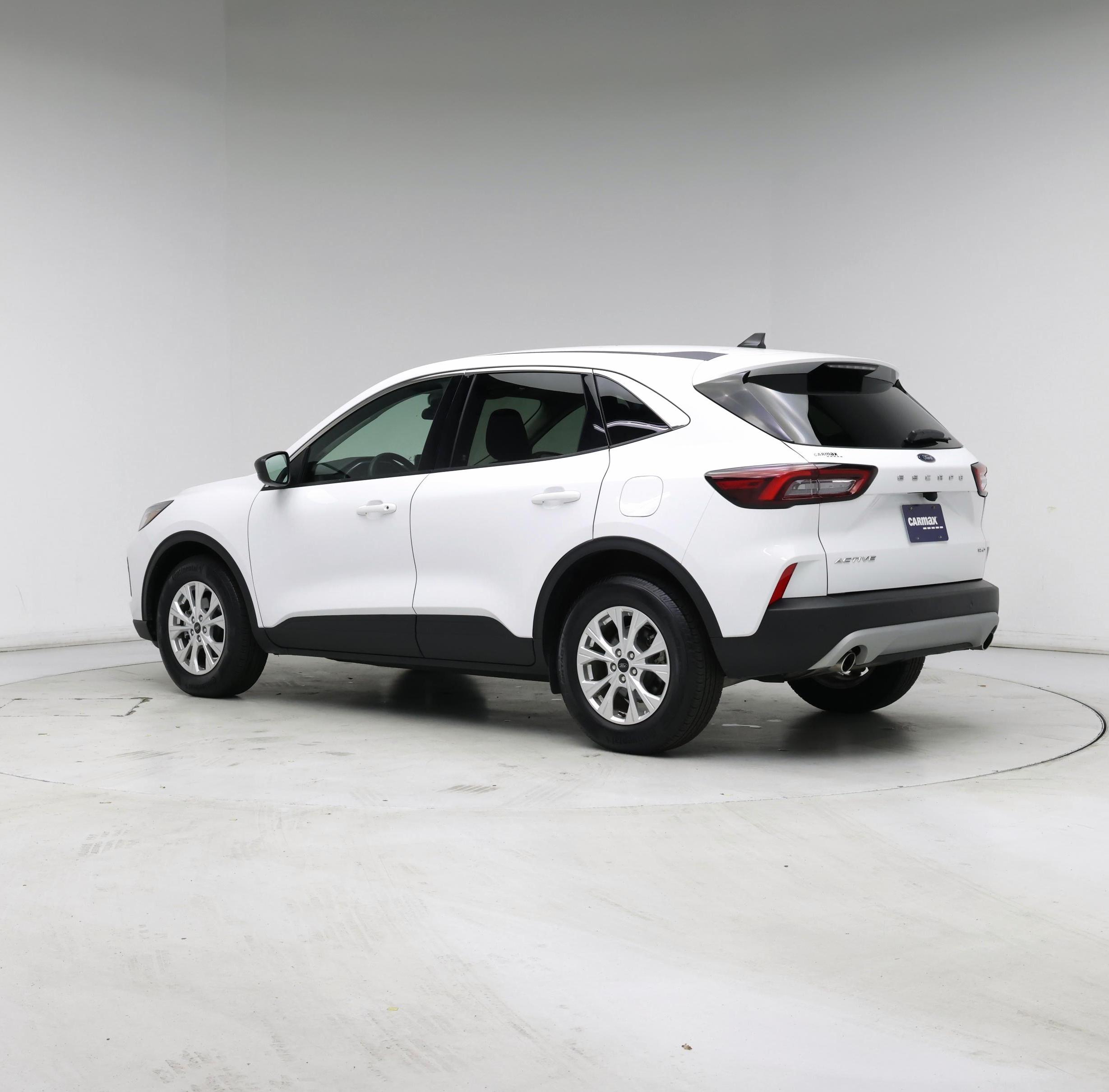 Thumbnail: 2023 Ford Escape - 2