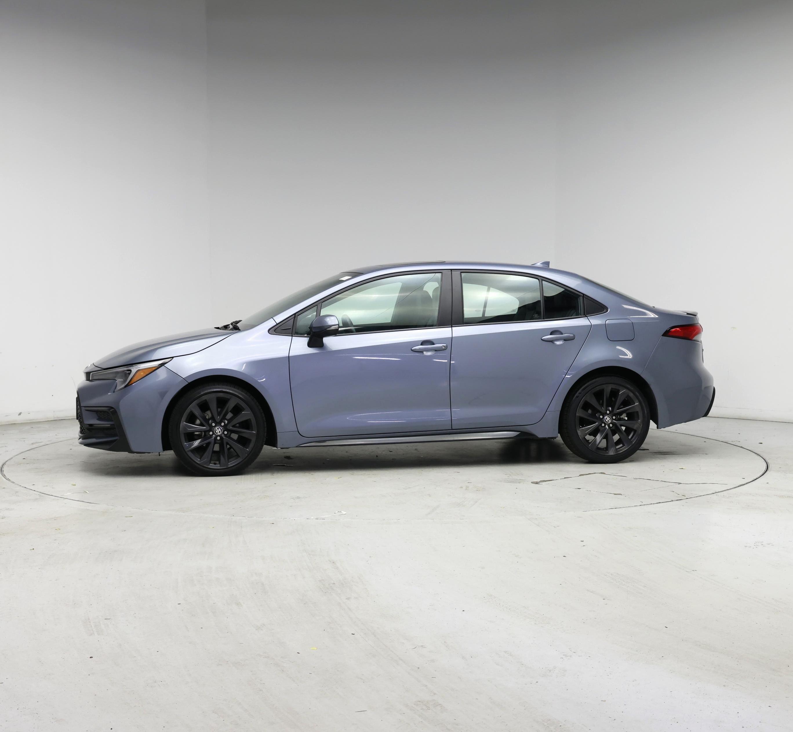 Thumbnail: 2023 Toyota Corolla - 3