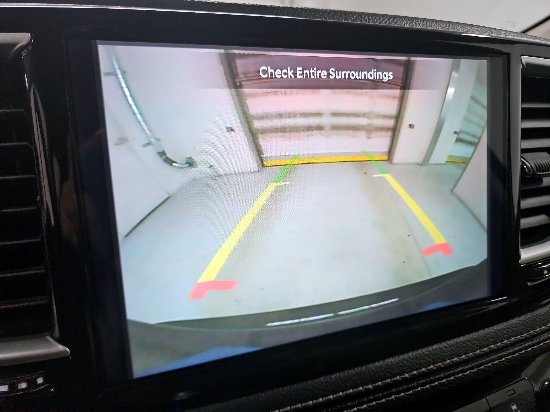 Thumbnail: 2023 Chrysler Pacifica - 14