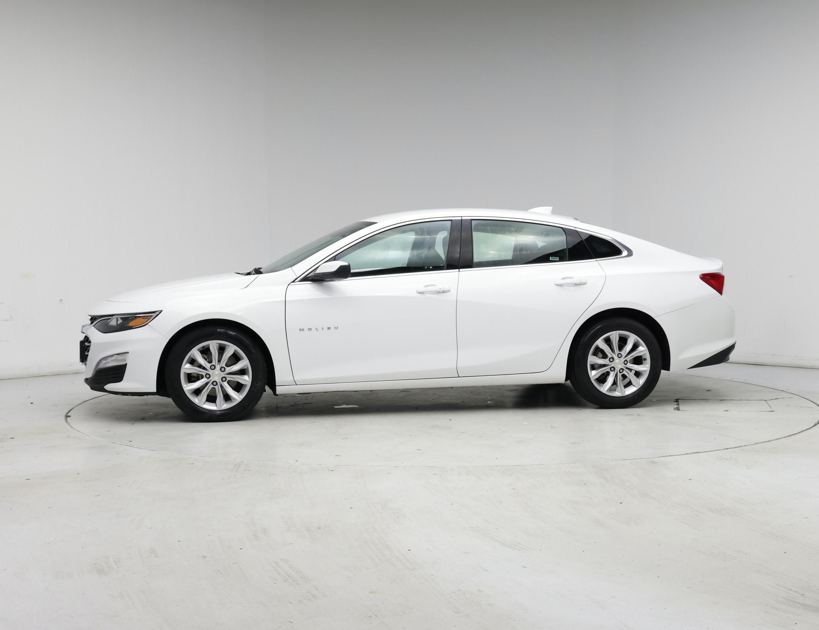 Thumbnail: 2023 Chevrolet Malibu - 3